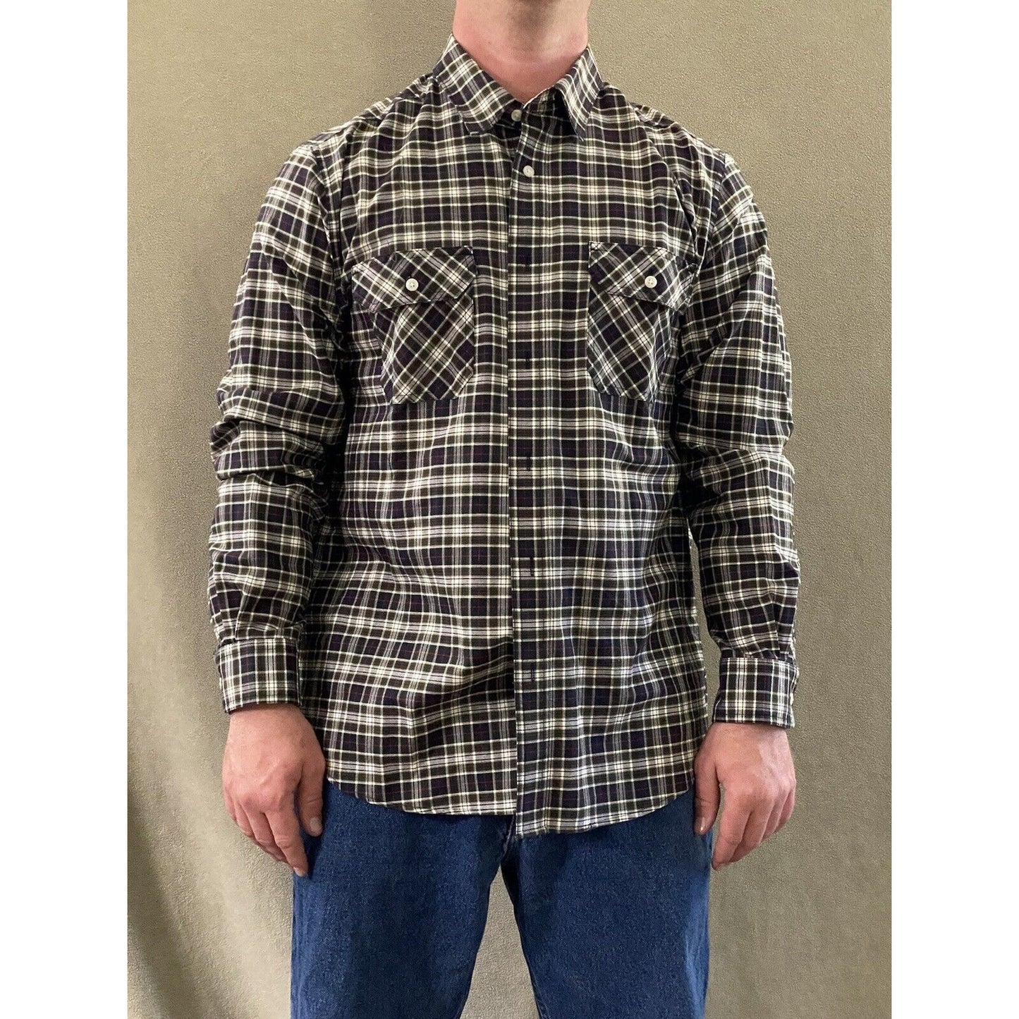 Chaps Surplus Men’s Large Green White Plaid Button-down Fitted Long Sleeves