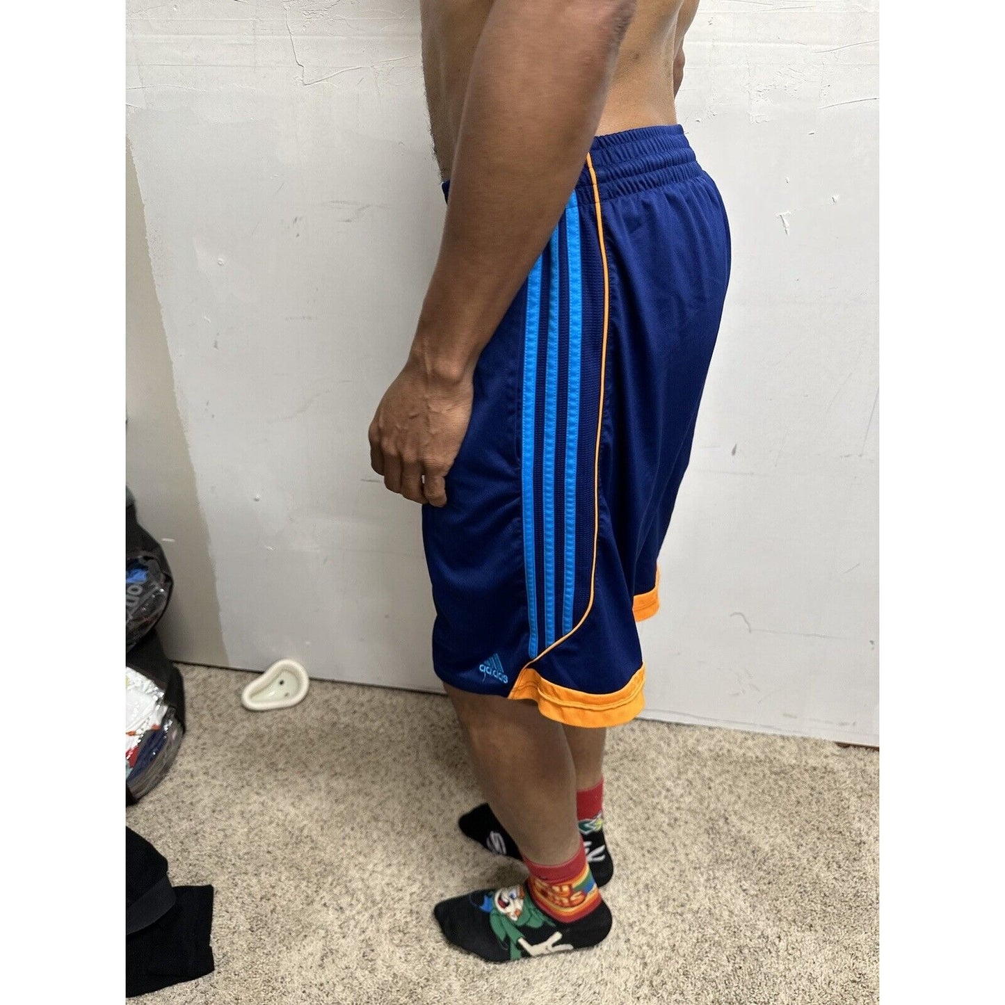 Men’s Medium Adidas Clima Lite Blue Athletic Shorts With Pockets