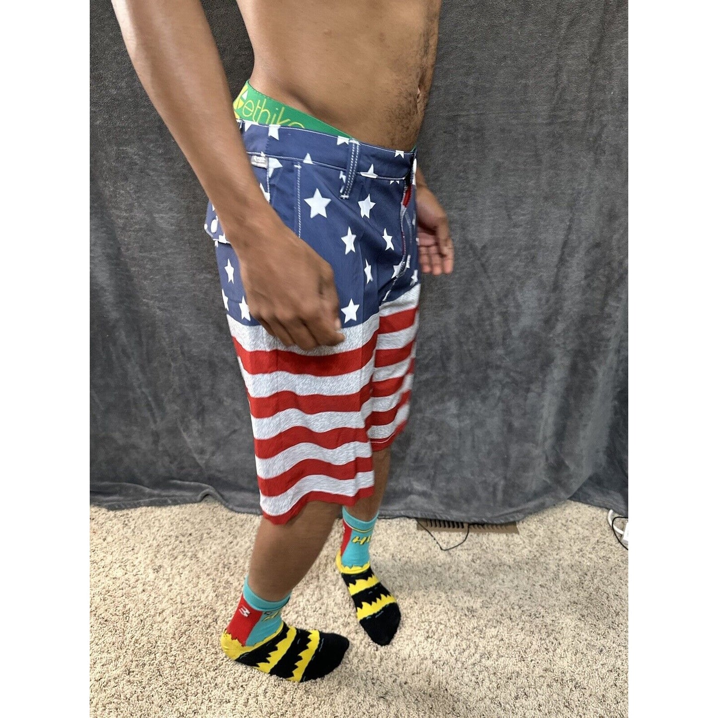 Men’s Palmwave Size 34 Patriotic Board Shorts Poly Spandex 4 Way Stretch
