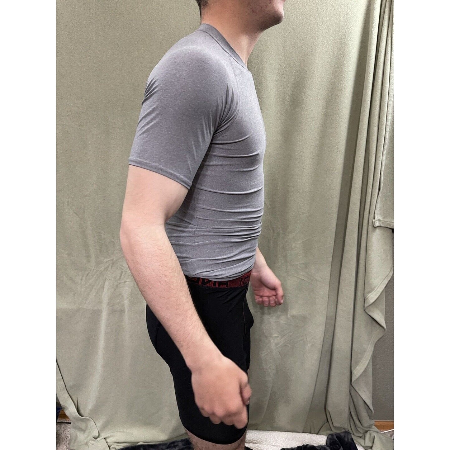 Men’s Intensity Athletic Fit Silver Medium Short Sleeve 16% Spandex
