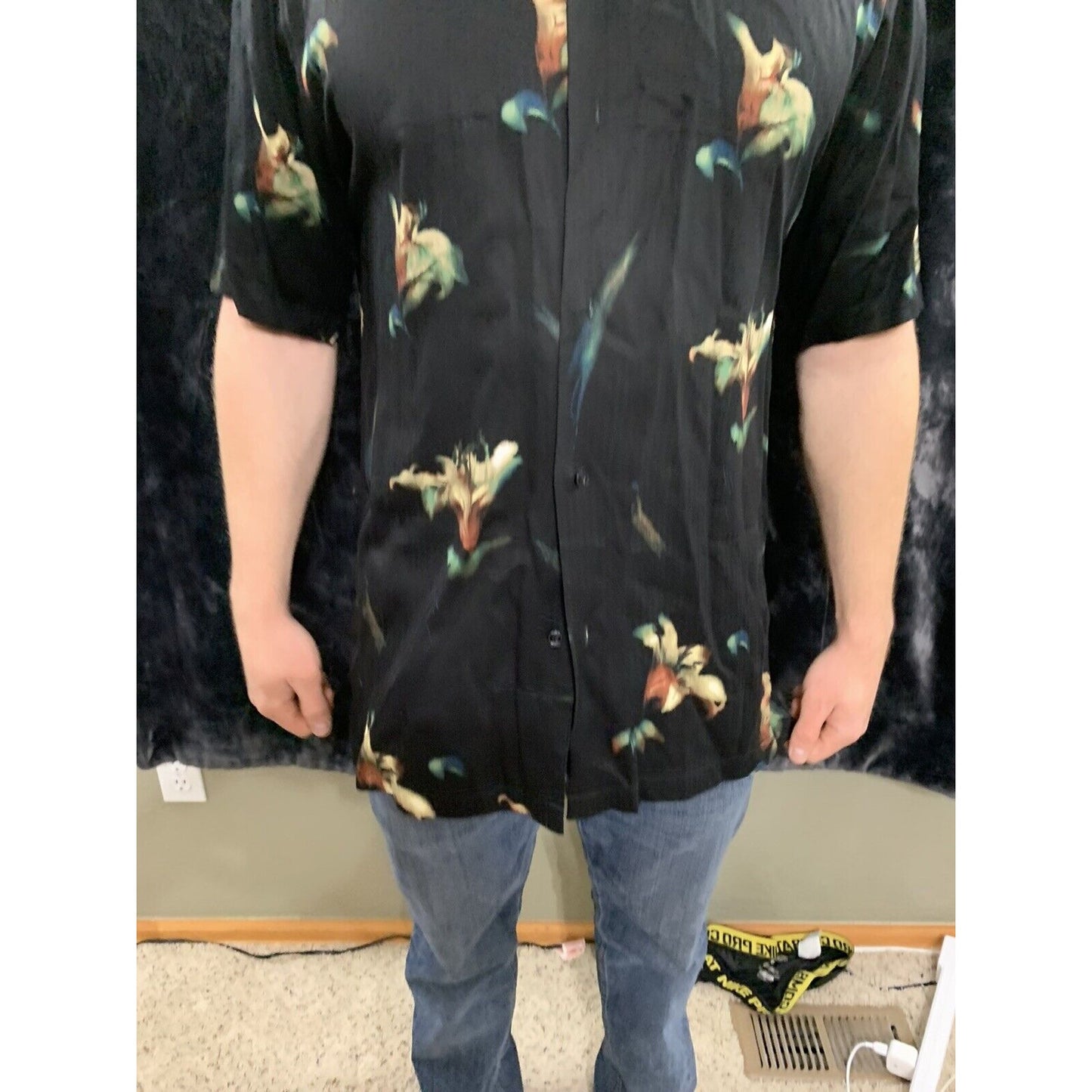 Metro Concepts Mens Medium Button Down Short Sleeve Shirt Black - Leaf Design