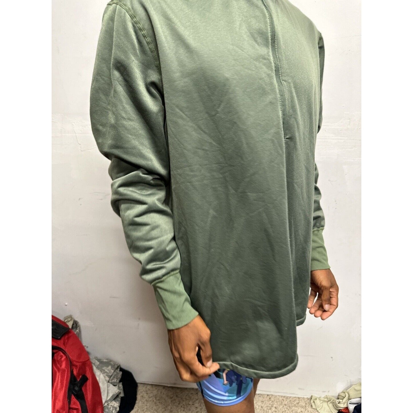 Men’s Green Military Army USAF Large 1/4 Zip Jacket Sleeping Shirt Long Sleeve