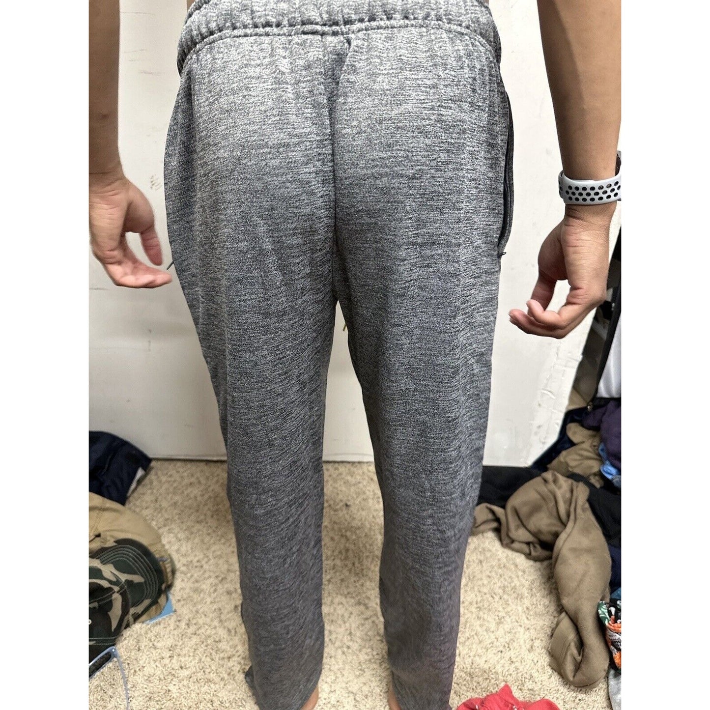 Men’s Gray Umbro Medium Sweat Pants Brasil Logo Zippered Pockets