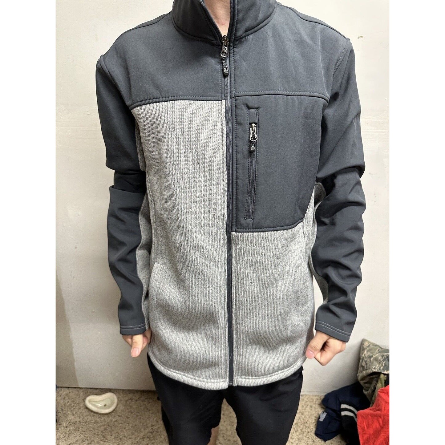 Men’s Large Swiss Tech Gray 42-44 Full Zip Jacket