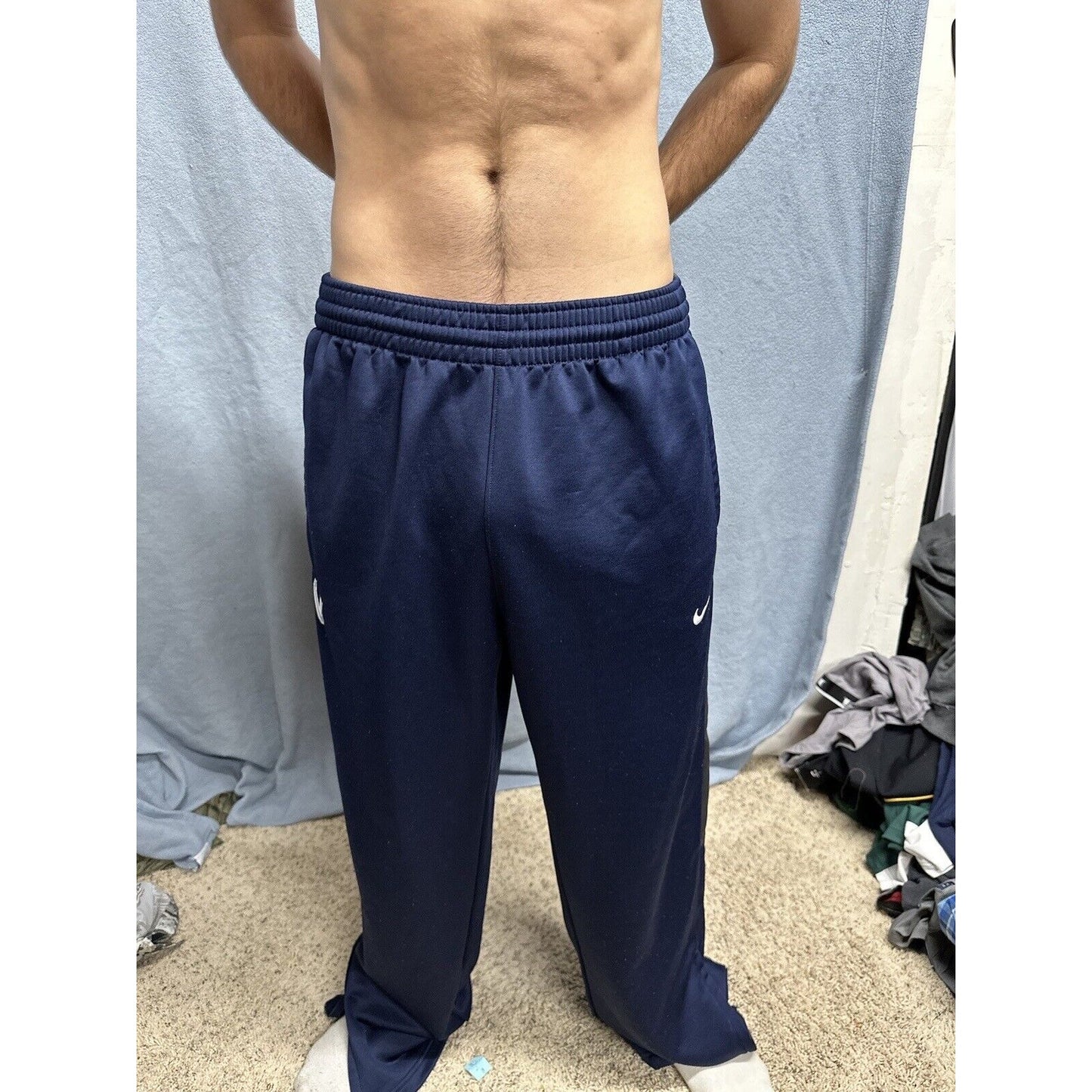 Men’s XL Nike Dri Fit Dark Blue Sweat Pants With Pockets