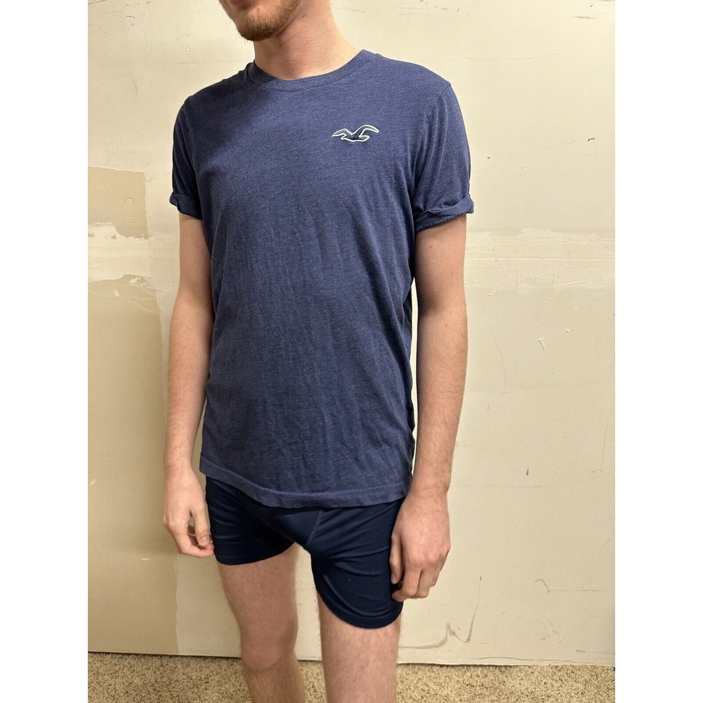 men’s hollister medium steel blue short sleeve tshirt