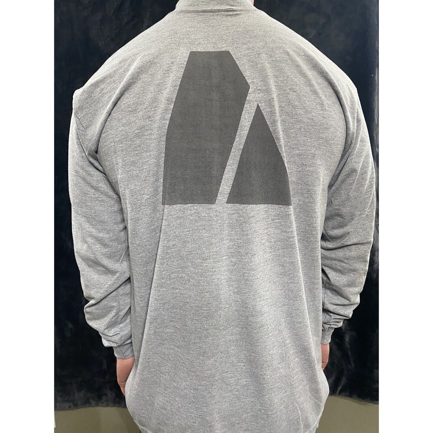 Genuine US ARMY PT PHYSICAL FITNESS Gray Long Sleeves T-shirt Large