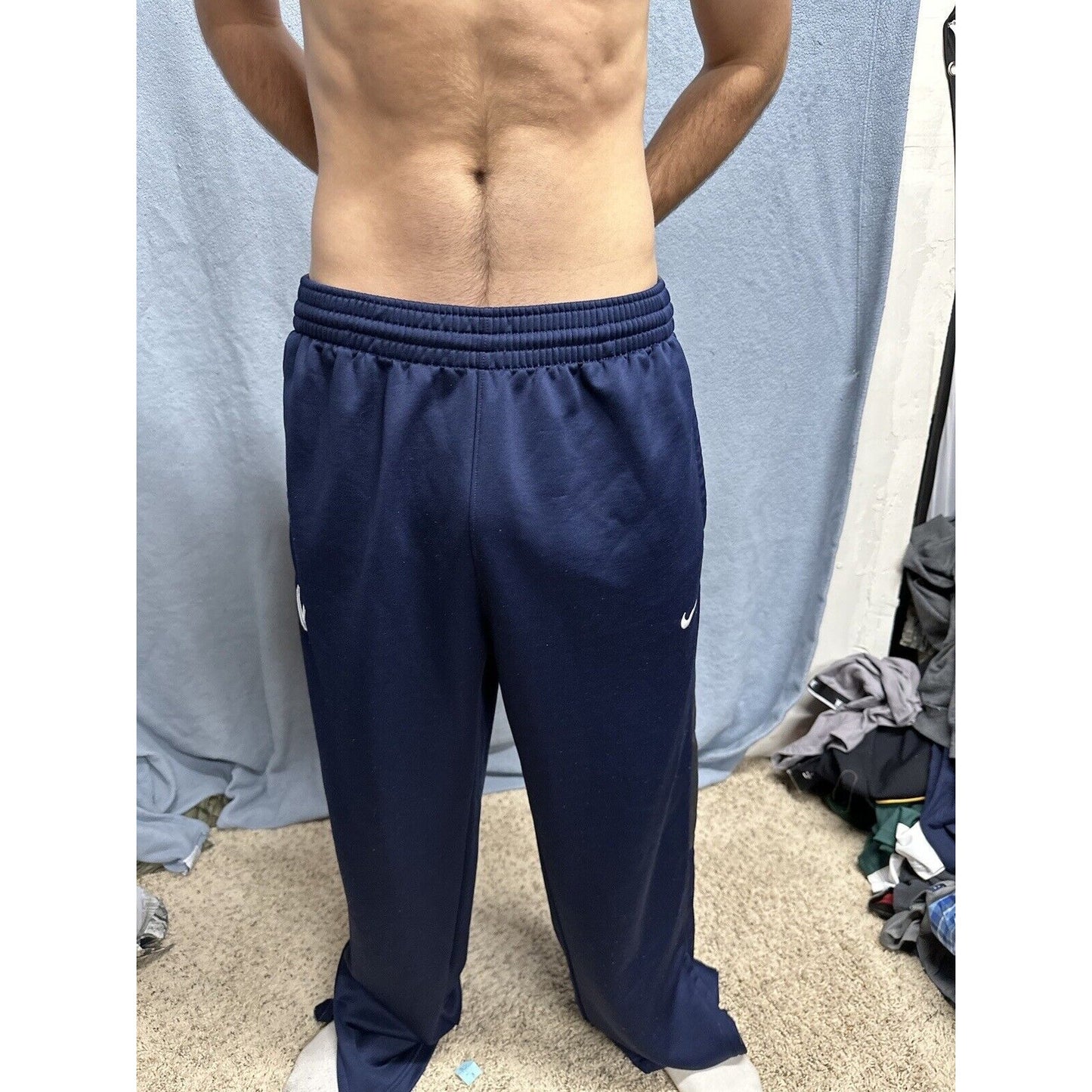 Men’s XL Nike Dri Fit Dark Blue Sweat Pants With Pockets