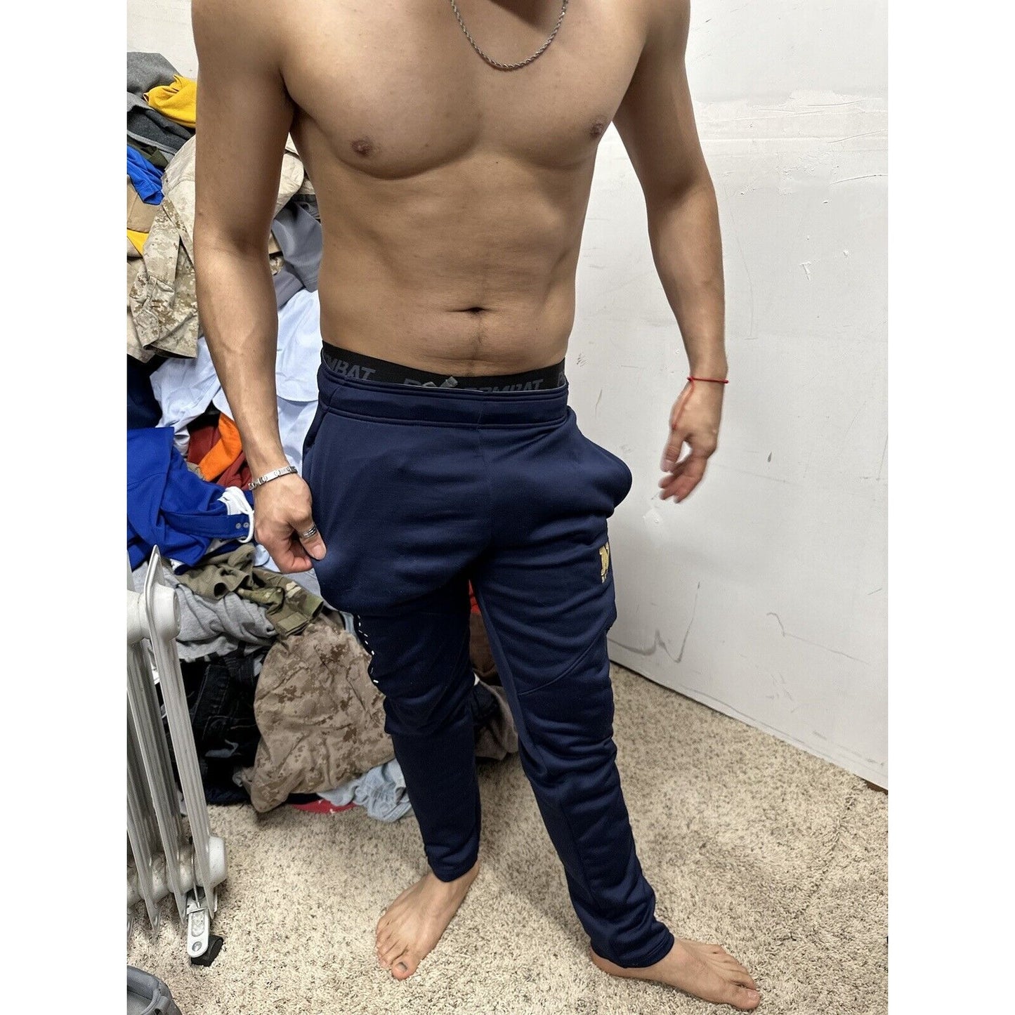 Men’s Medium Dark Blue Under Armour Sweat Pants Loose US Navy