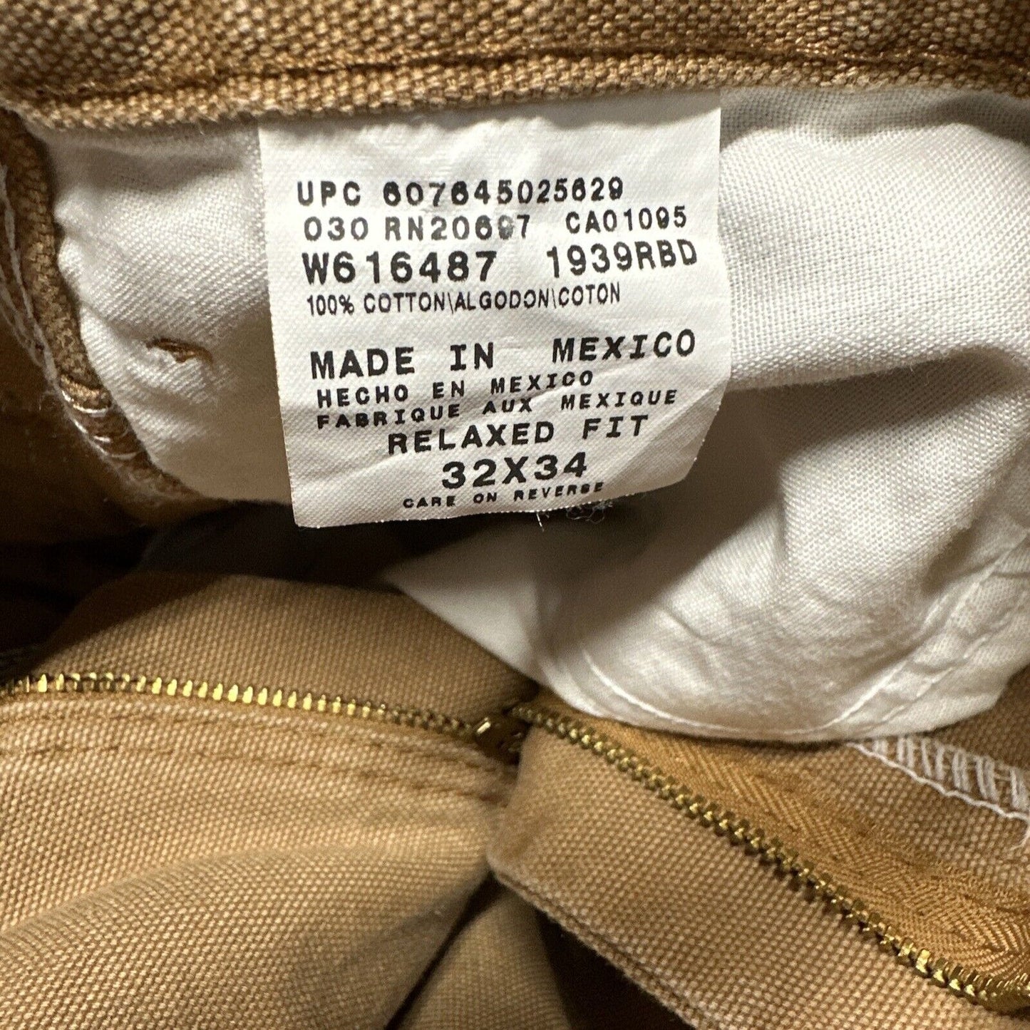 Men’s Khaki Dickies Relaxed Fit 32 X 34 Cargo Pants