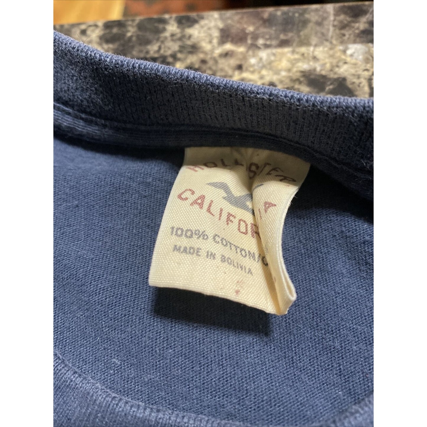 Hollister California Men’s XL Midnight Blue Hawaii Flying Birds Cotton Shirt