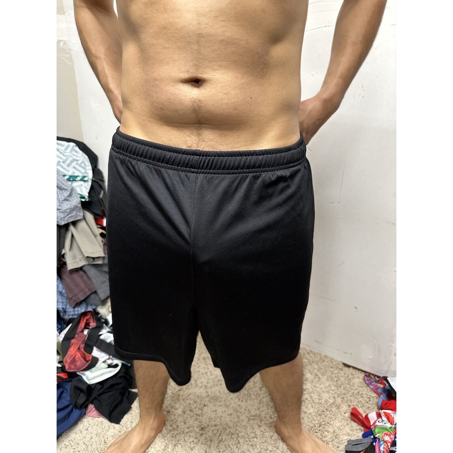 Men’s Black Starter Large Athletic Shorts