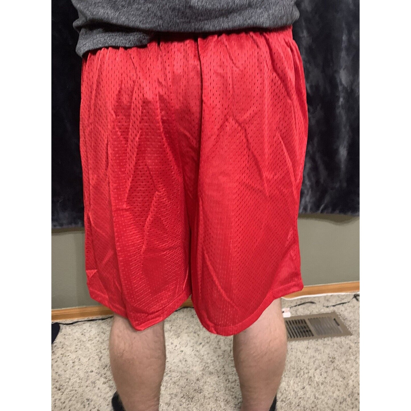 AI Sport Red Mesh Workout Basketball Shorts Men’s XL