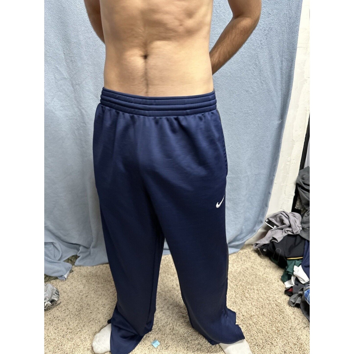 Men’s XL Nike Dri Fit Dark Blue Sweat Pants With Pockets