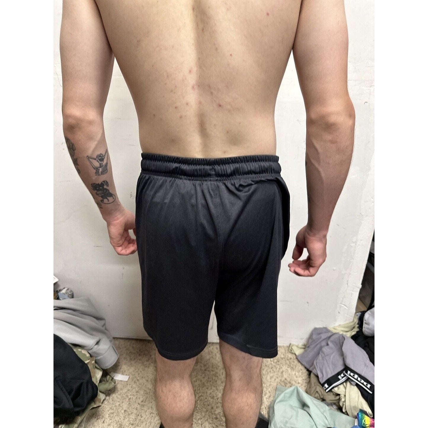 Men’s Black Medium Reebok Shorts With Pockets