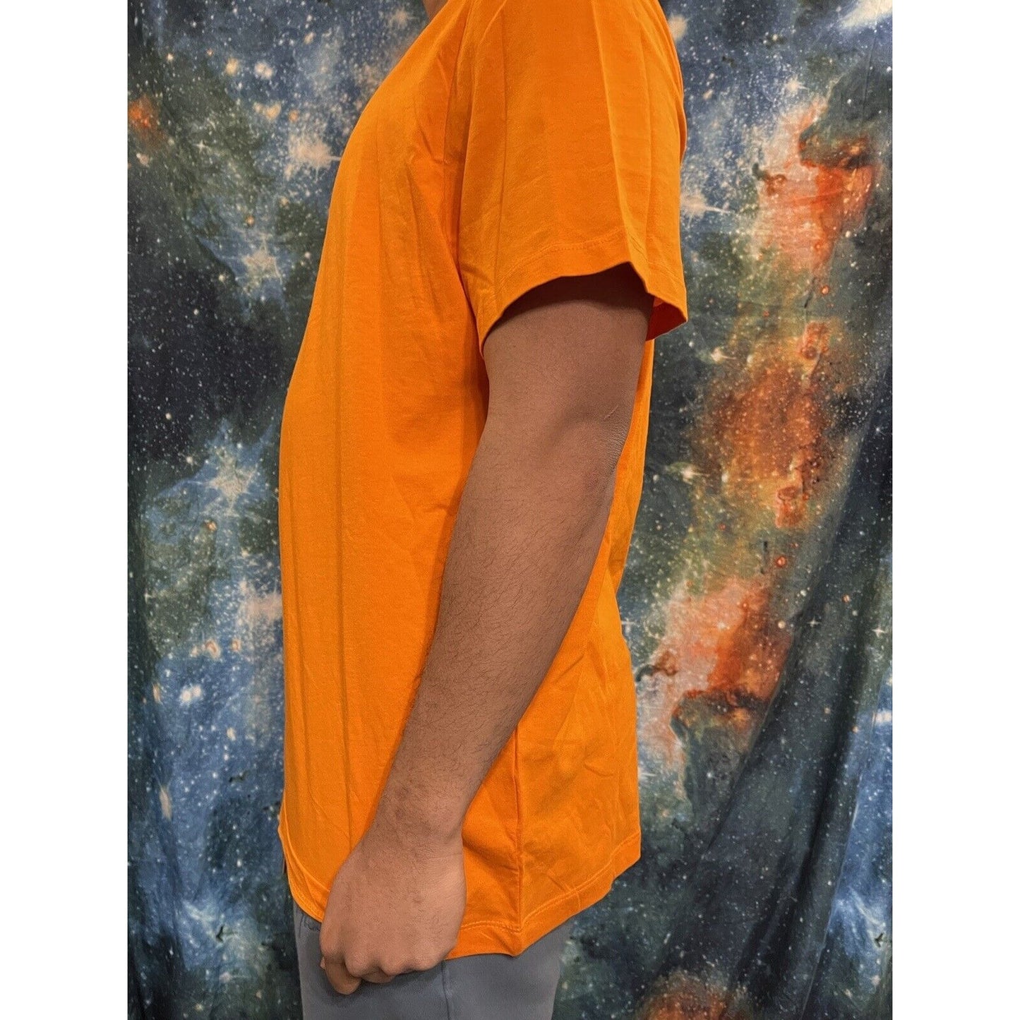 Men’s The Nike Tee XL orange Short Sleeve T-shirt
