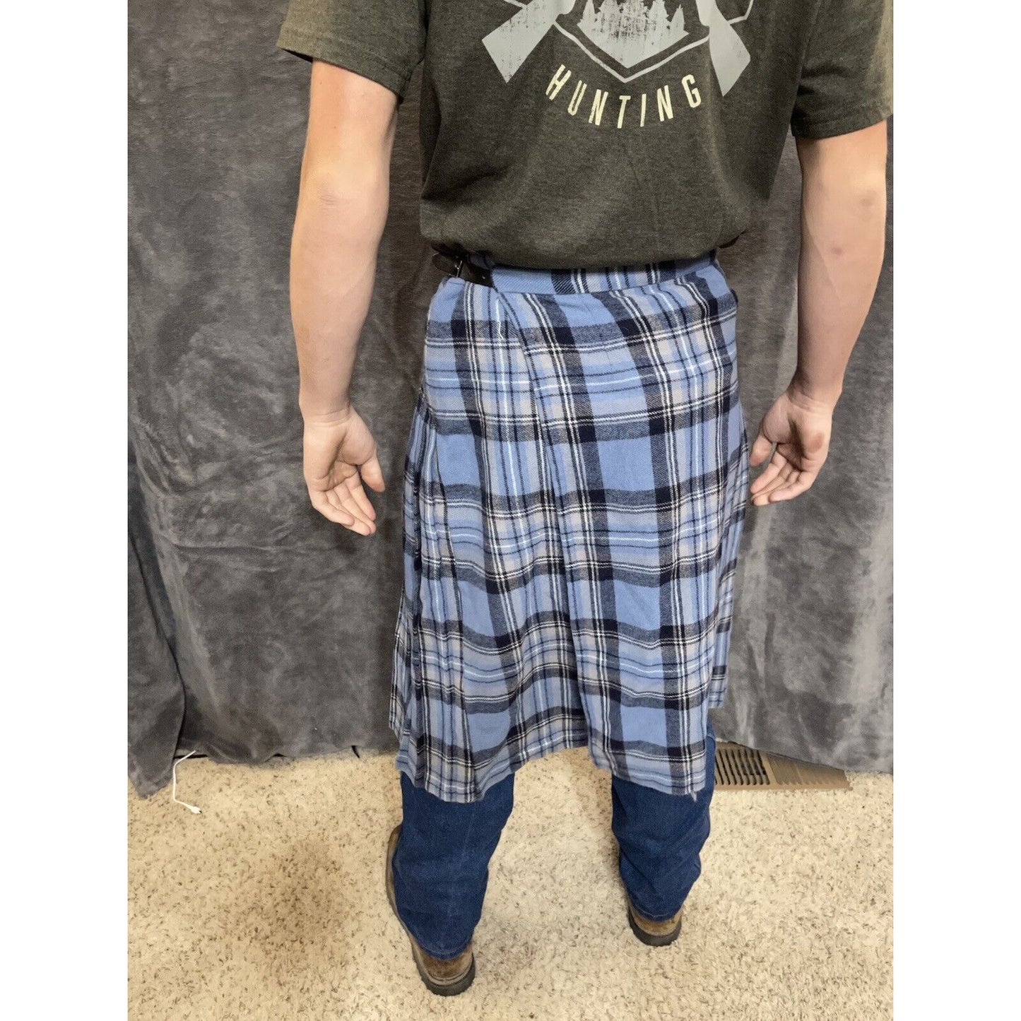 women's pure new wool size 14 skirt/kilt Tartan blue plaid