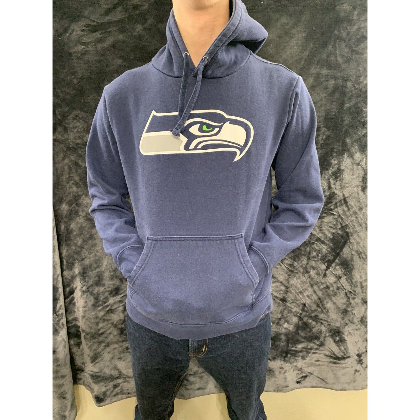 NFL Pro Line Seahawks Hoodie Men’s Medium