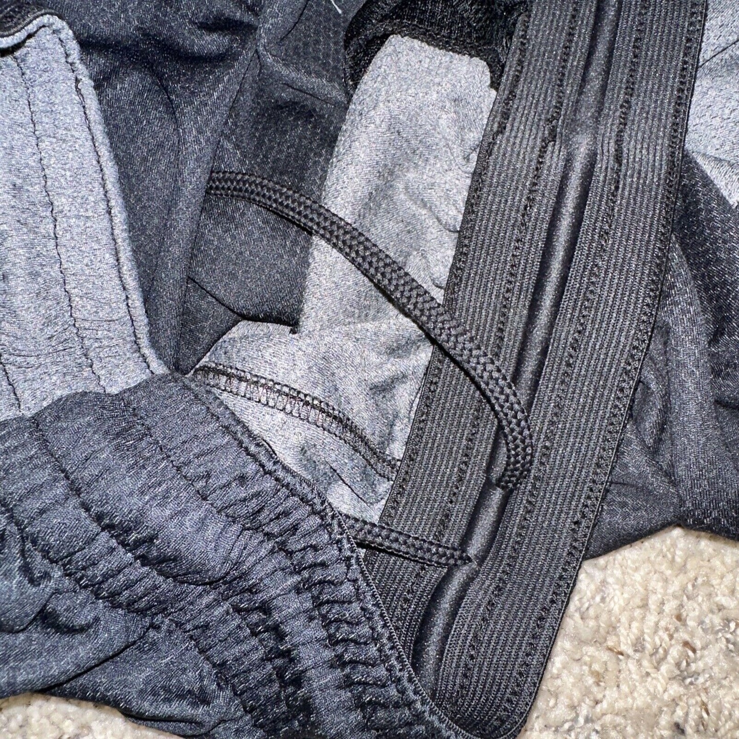 Men’s Black And Gray Nike XL Athletic Shorts With Pockets
