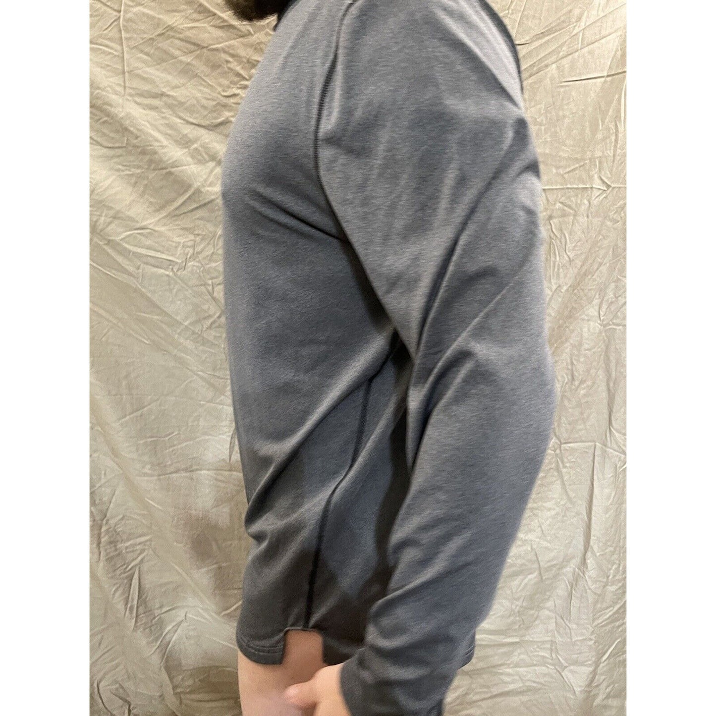 Men's Gray Under Armour 2XL fitted long sleeve pullover shirt