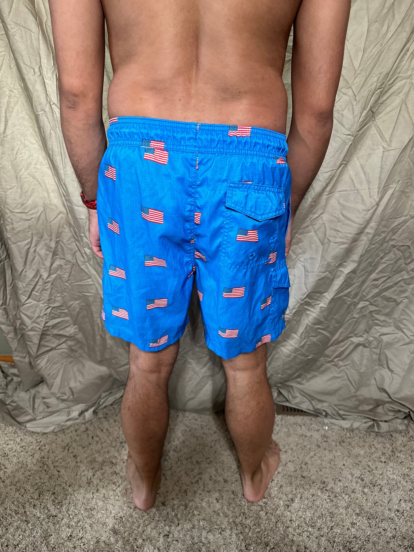 Men’s blue American flag patriotic size medium bathing suit with lining and pockets us apparel