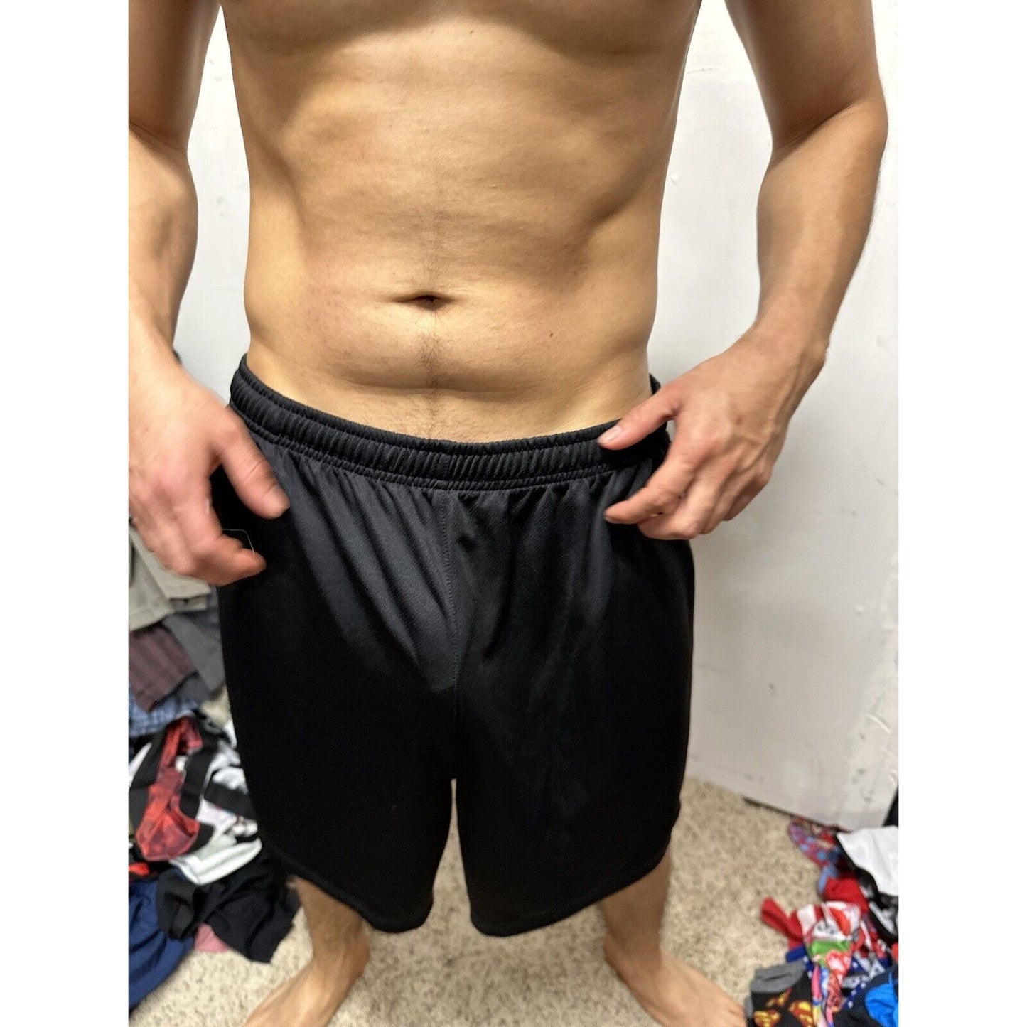 Men’s Black Starter Large Athletic Shorts