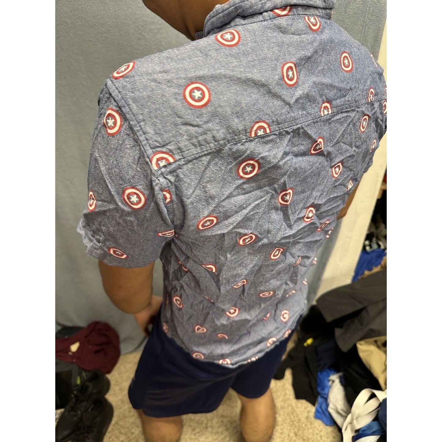Men’s Button Up Short Sleeve Blue Marvel Small Captain America Shirt