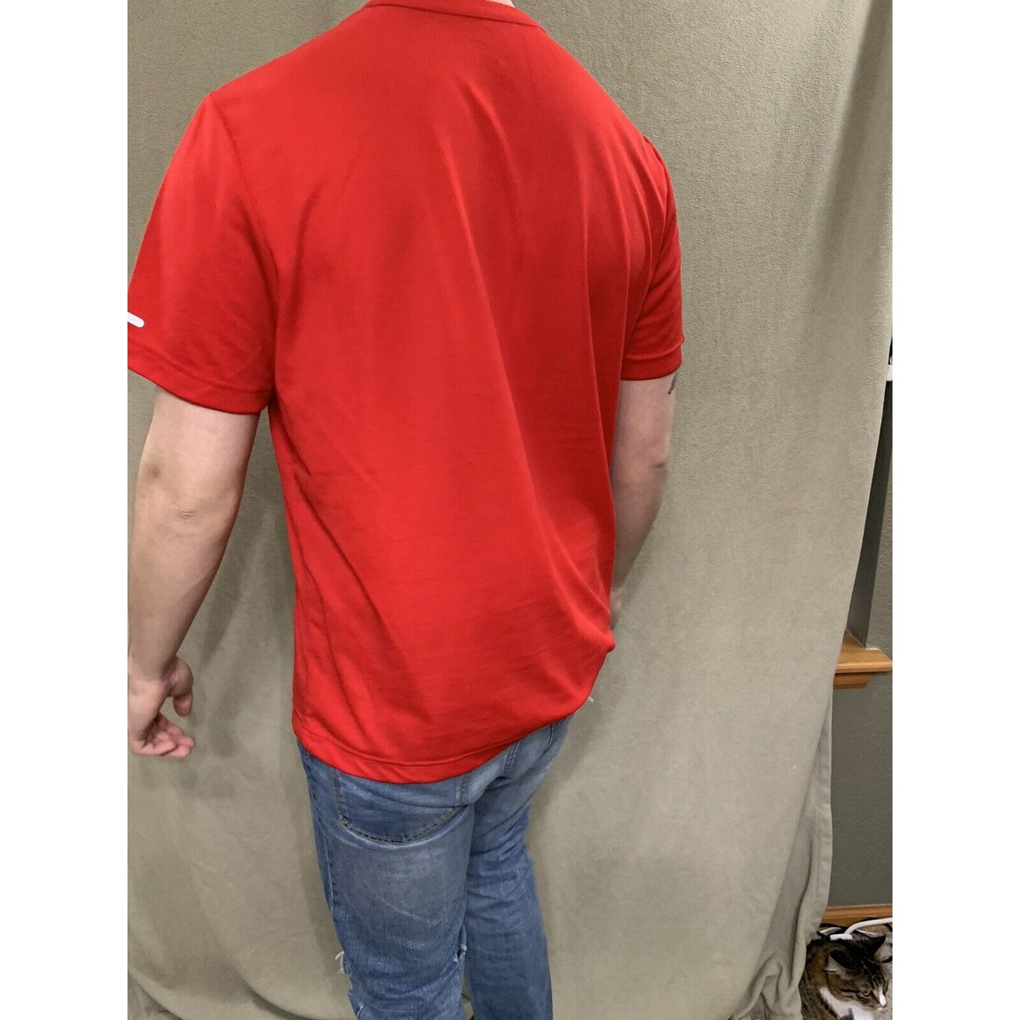 Athletic Works Mens Medium Regular Fit Quick Dry Tee Shirt Red