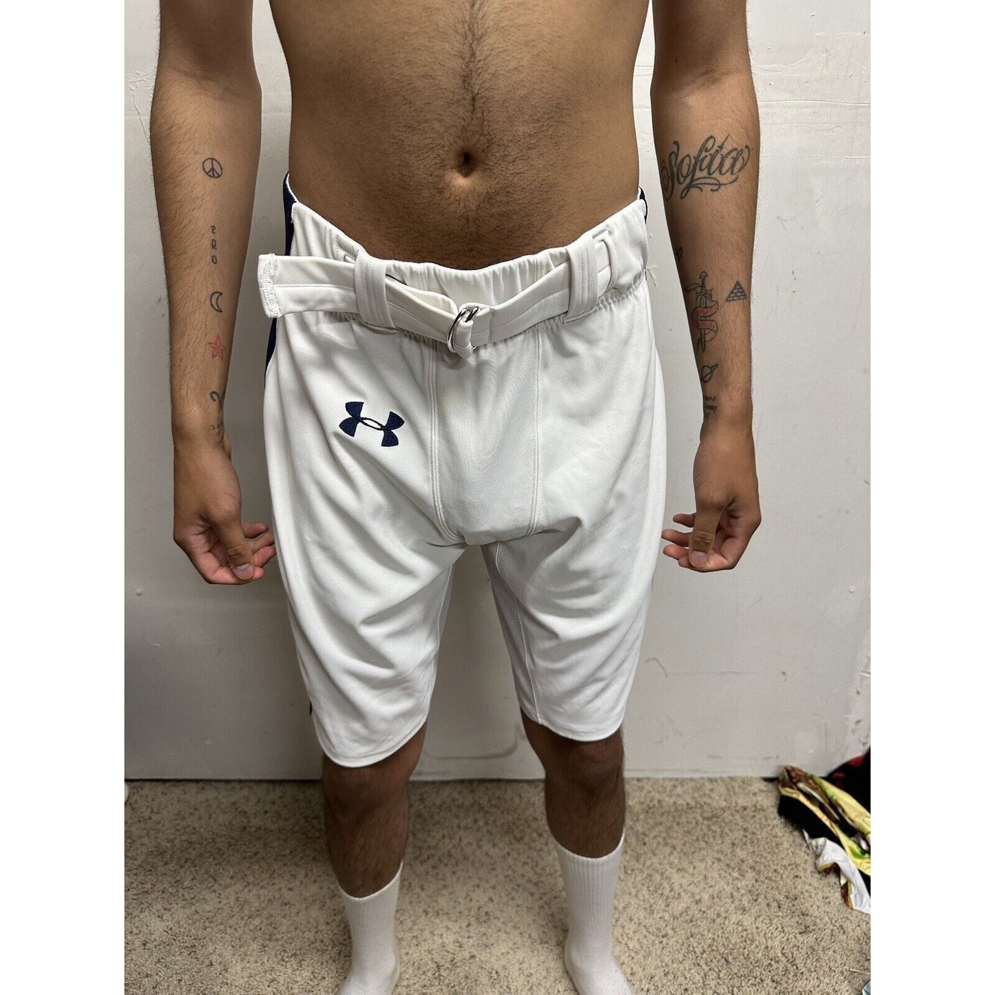 Men’s White Under Armour XL Football Pants