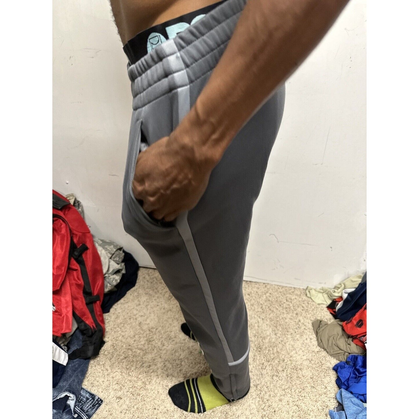 Men’s Adidas Gray Eagles Sweat Pants Fits Small Listed As Medium