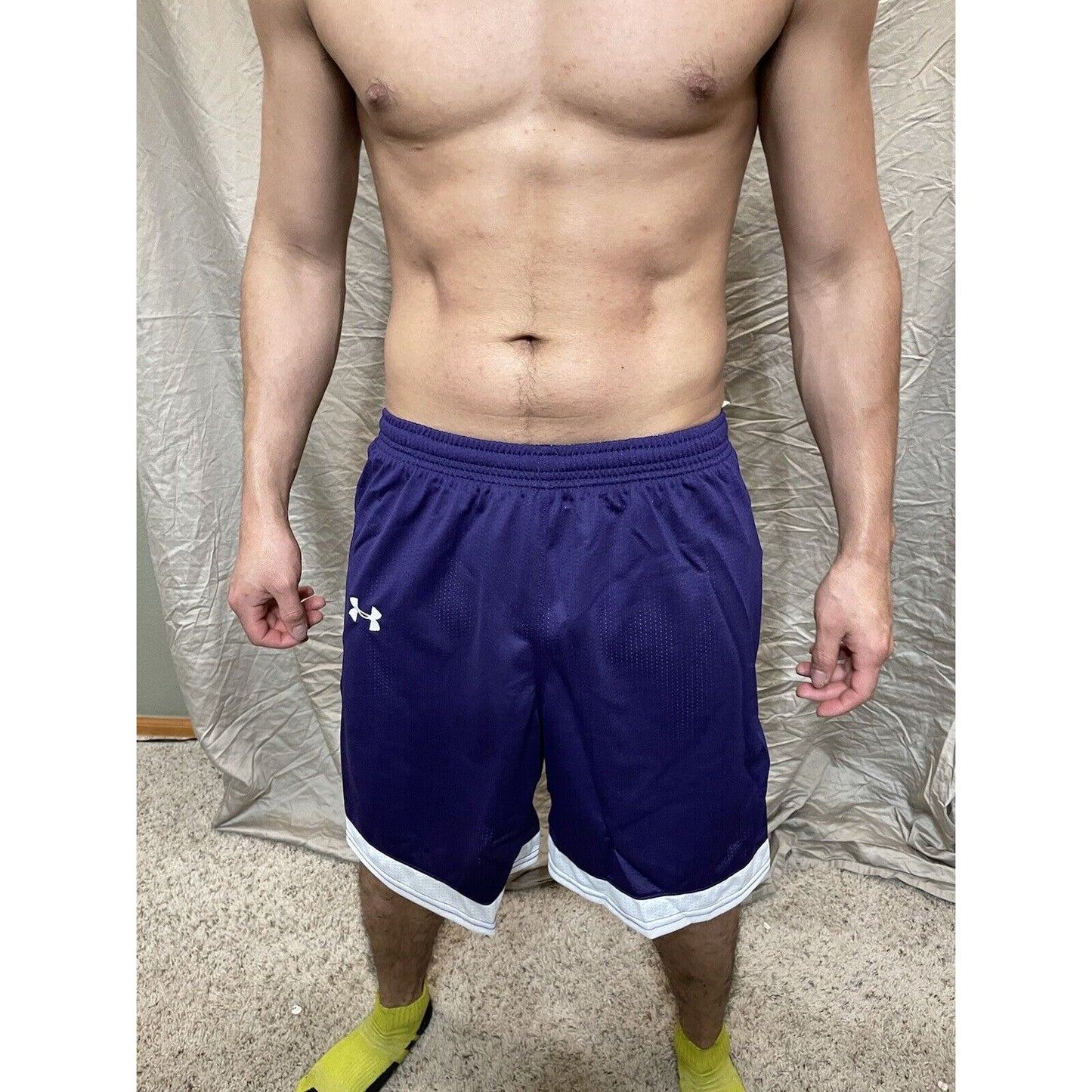 Boy's under armour Youth XL Purple And White Lacrosse style shorts no pockets