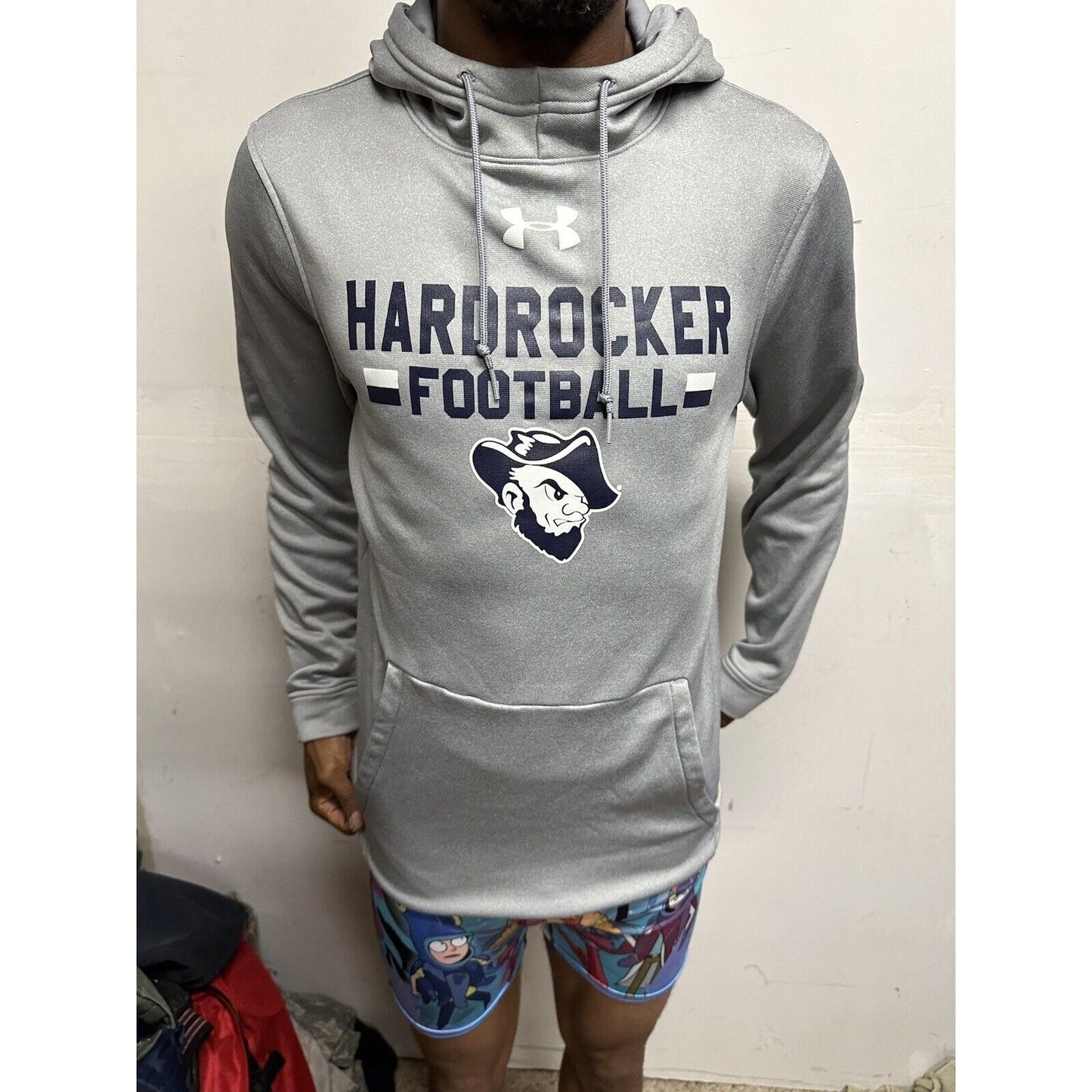 Men’s Gray Under Armoyr Medium Cold Gear Loose Hoodie Hardrocker Football