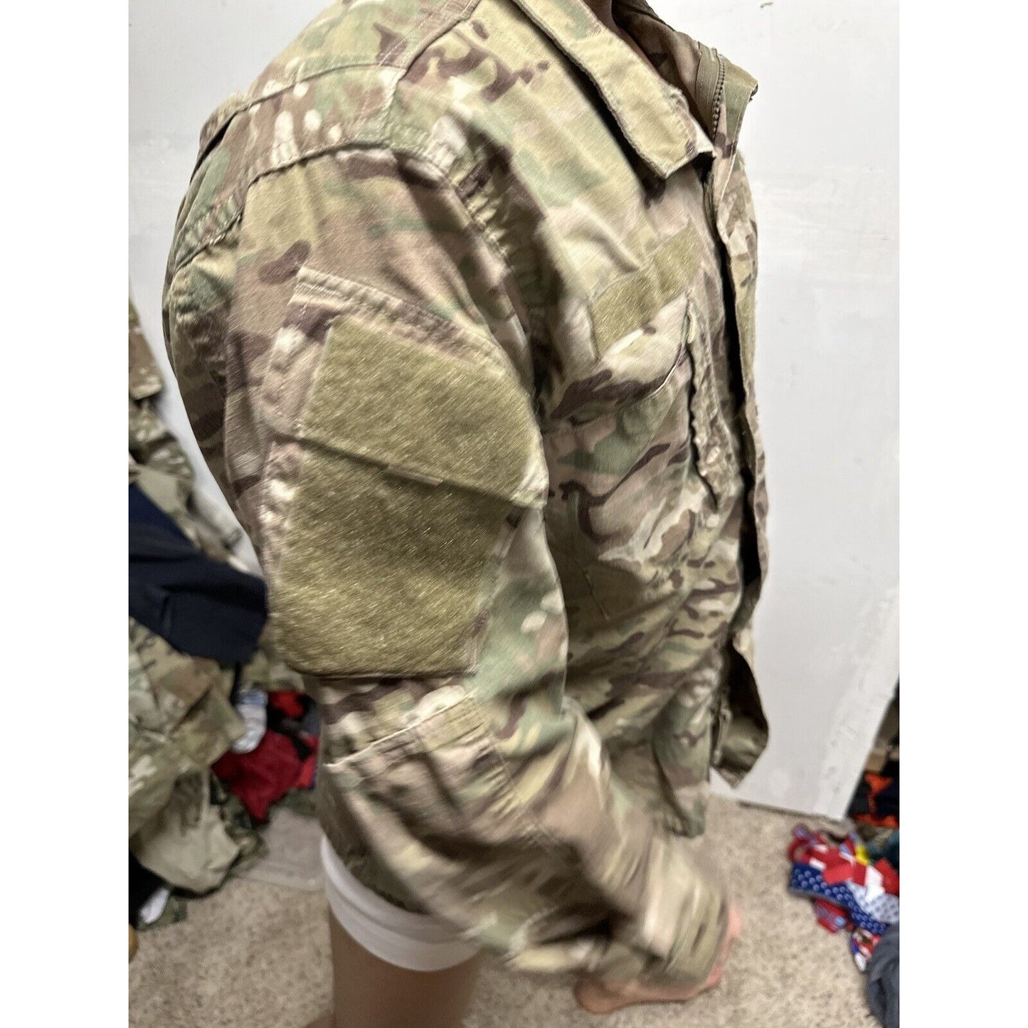 Men’s Medium Regular Ocp Flame Resistant Army Combat Uniform Top Blouse USAF