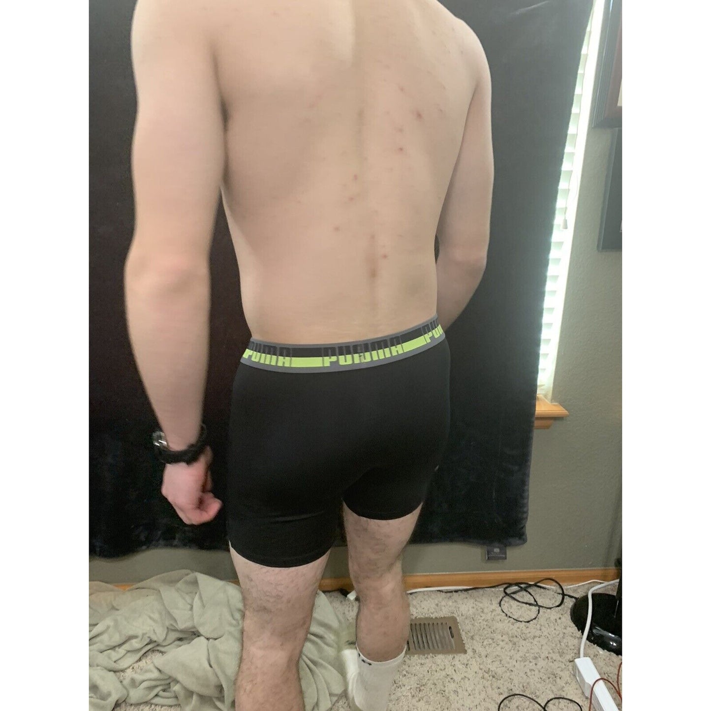 Puma Men’s Black Compression Shorts Medium 15% Spandex Yellow & Black Band