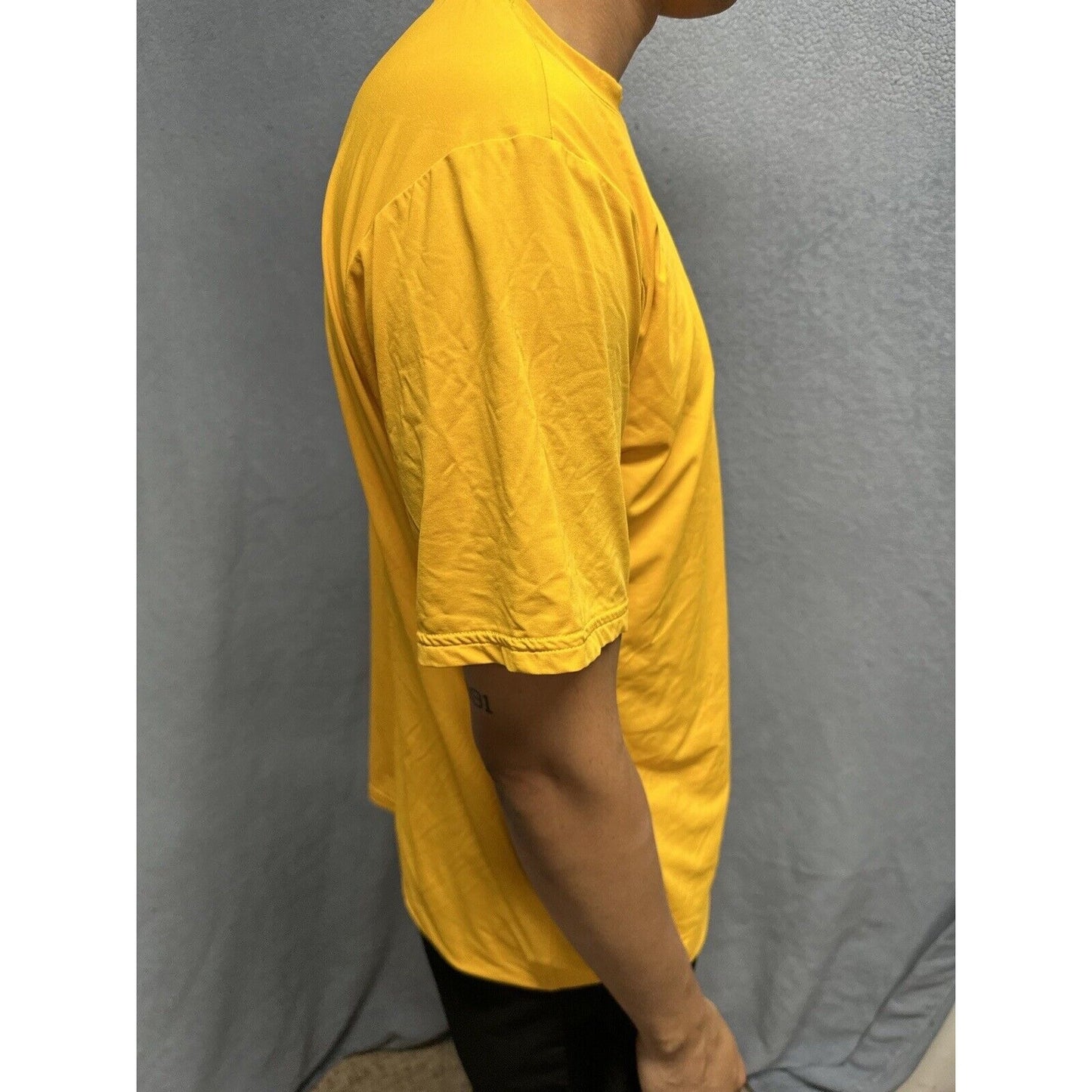 Men’s Yellow New Balance Large US Navy Pt Uniform Athletic Workout Shirt Large