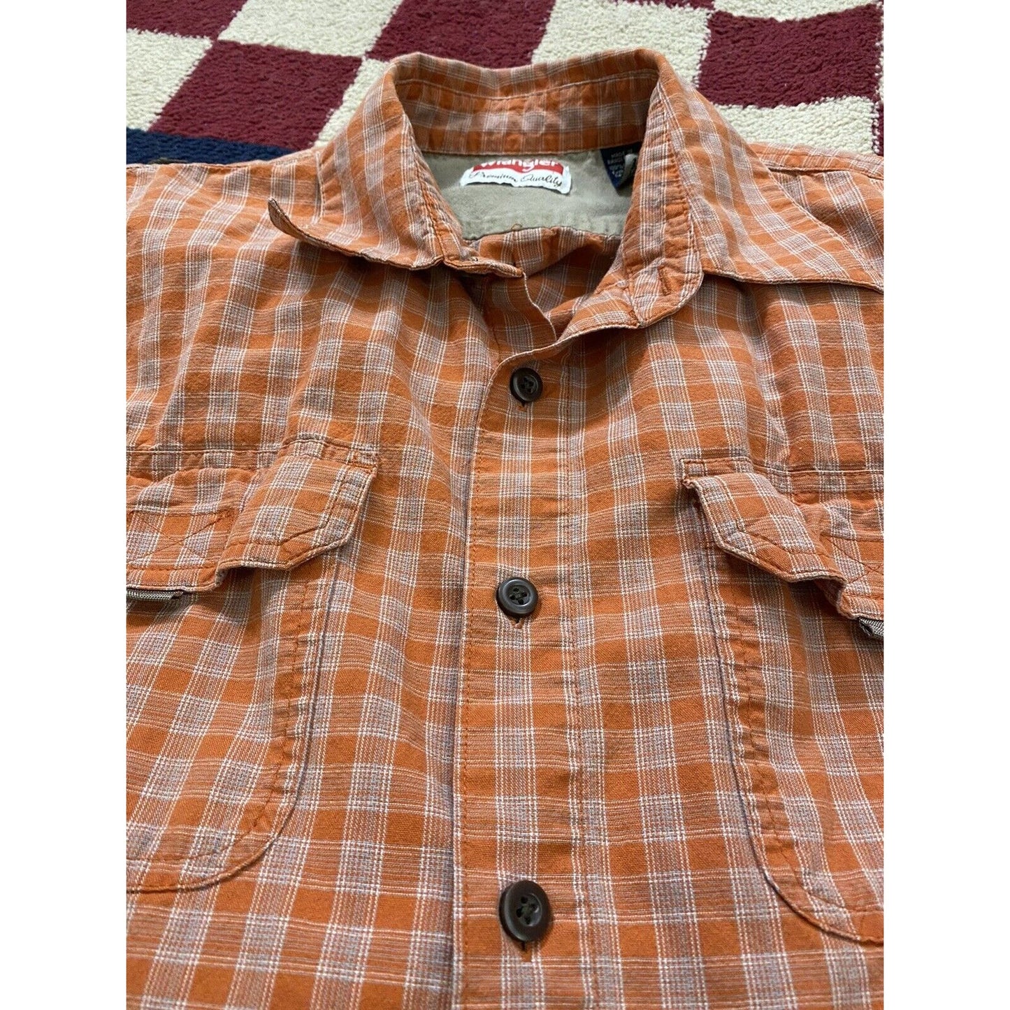 Wrangler Rugged Wear Men's Short Sleeve Shirt Large Orange Plaid Button Down