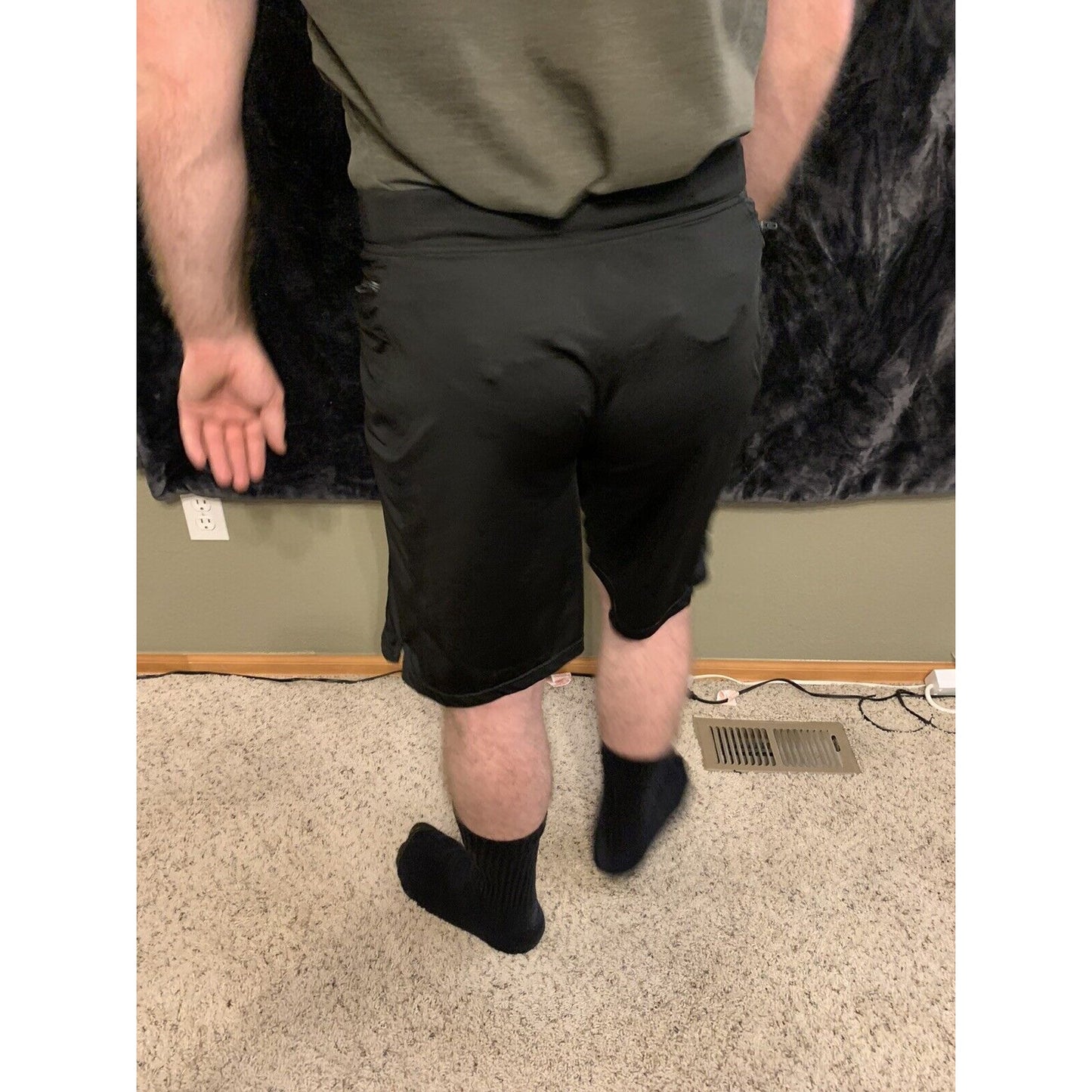 Hylete Cross-Fit Shorts Men’s Size Medium Above Knee - Black