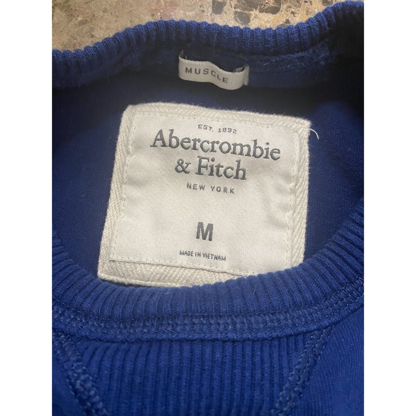 Abercrombie & Fitch Athletics Navy Blue Men’s Medium Muscle Fit Pullover Sweater