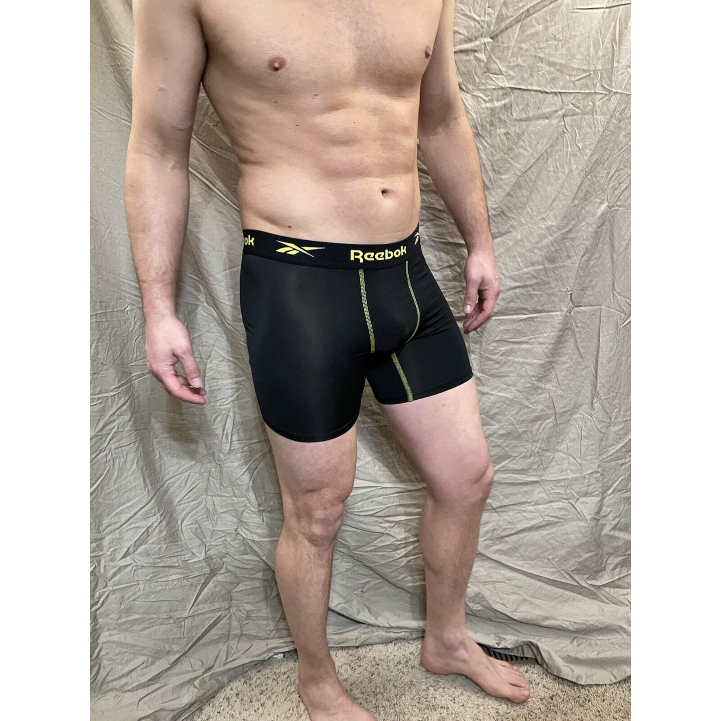 men's reebok black compression shorts medlum