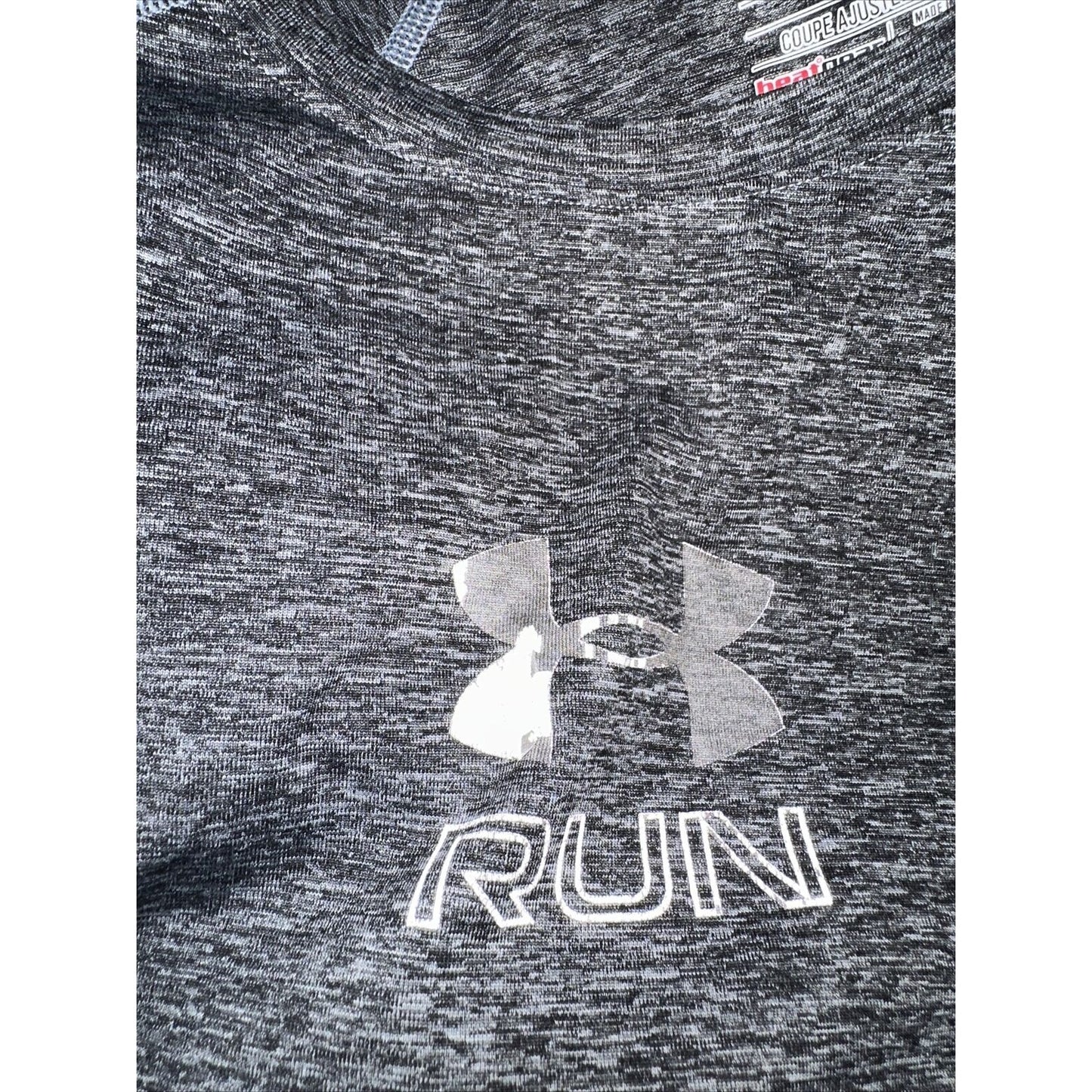 Men’s Gray Under Armour Run Fitted Large Athletic Shirt