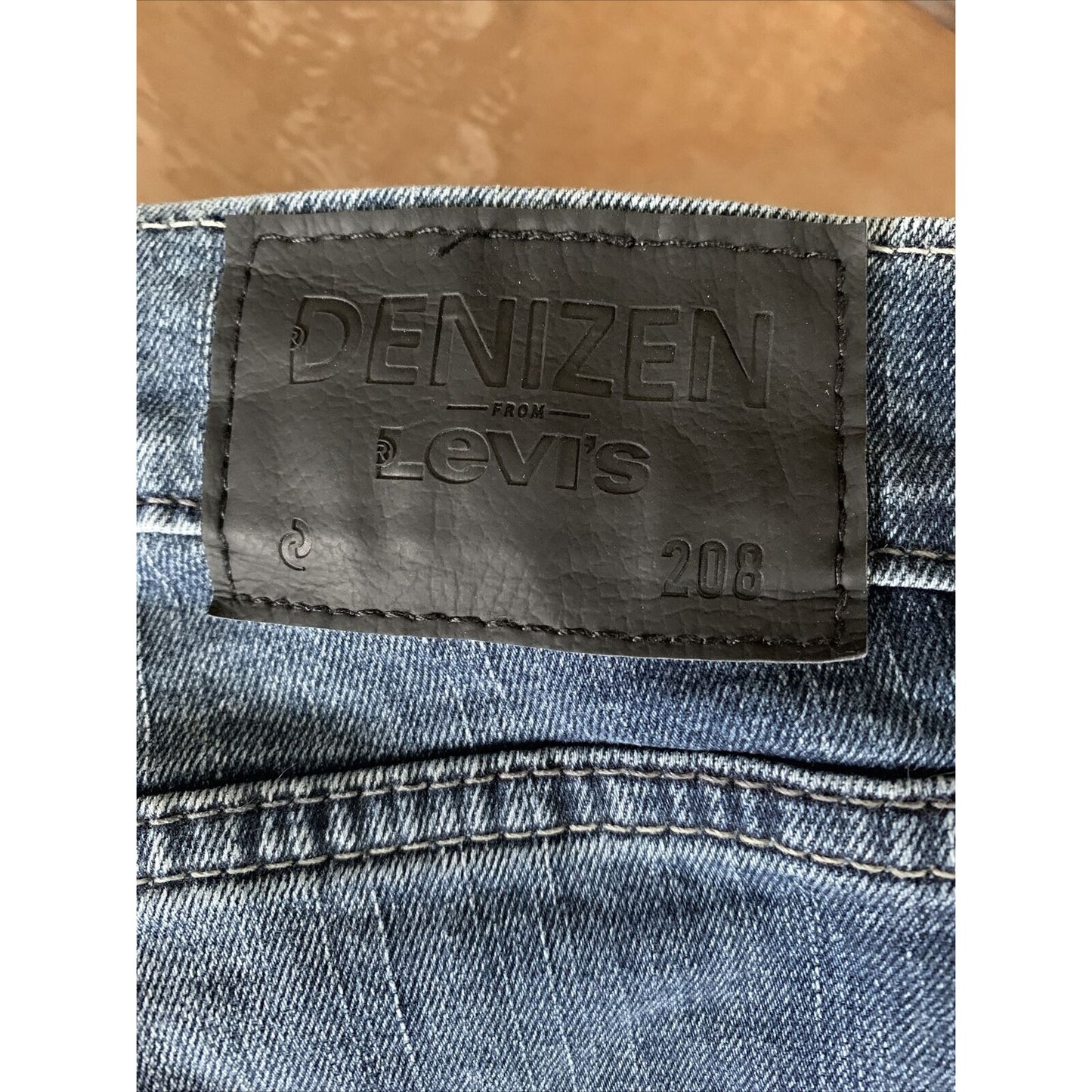 Denizen Levis Men’s 208 Blue Jeans Regular Taper Fit 32x30