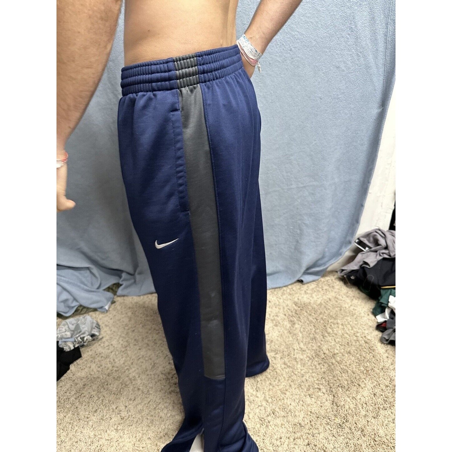 Men’s XL Nike Dri Fit Dark Blue Sweat Pants With Pockets