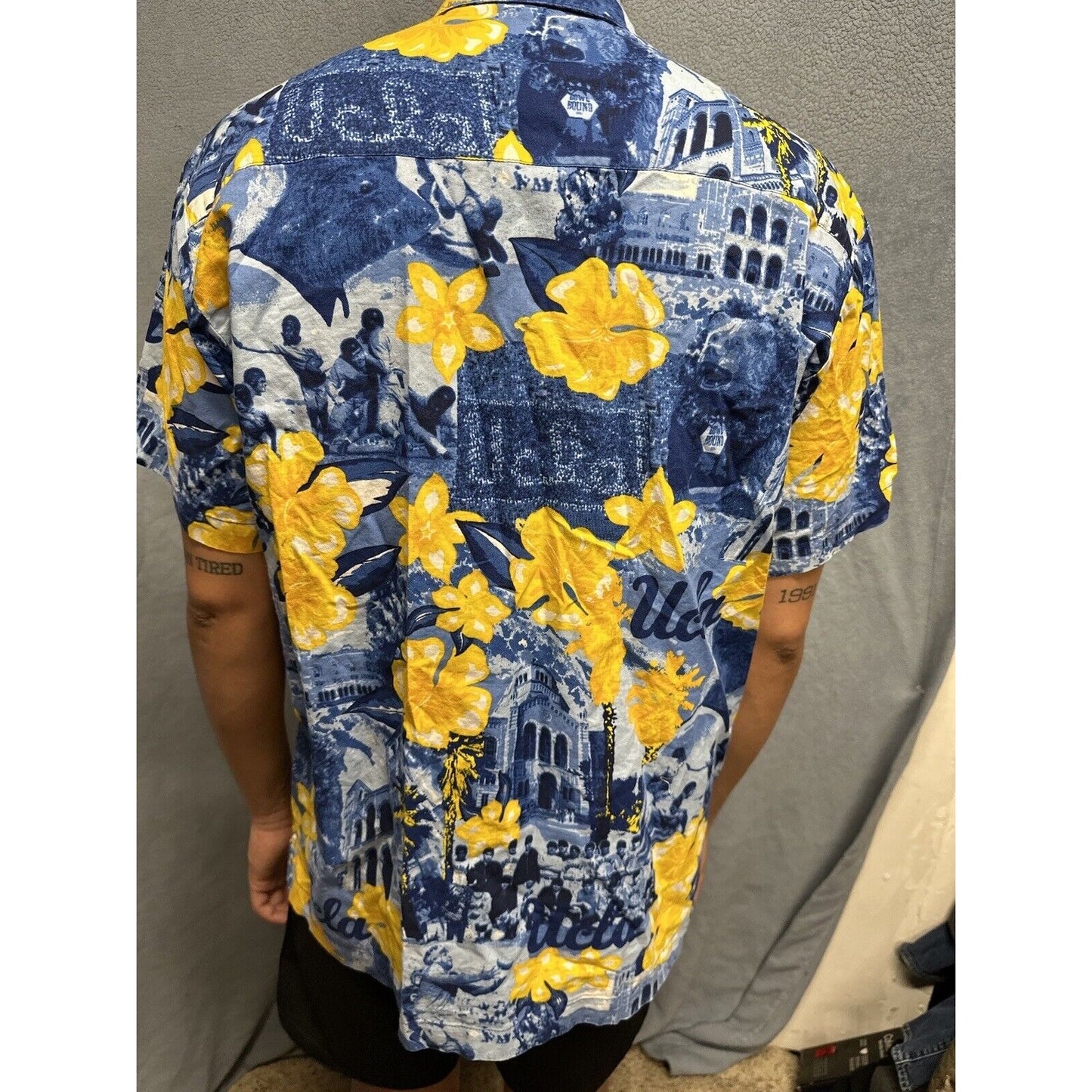 Men’s Medium Social Awearness Blue Yellow UCLA Button Up Shirt Short Sleeve