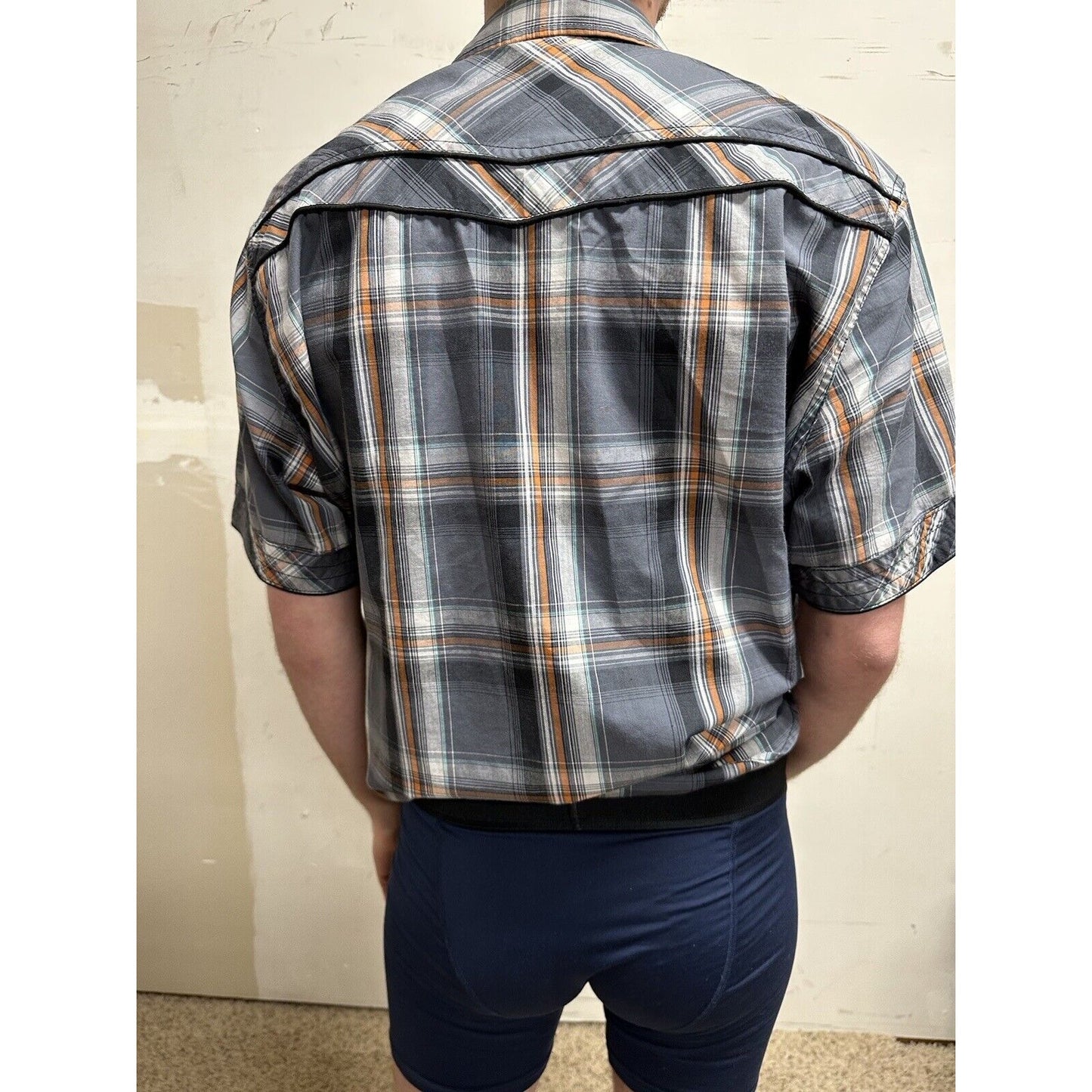 men’s button up helix large gray plaid shirt