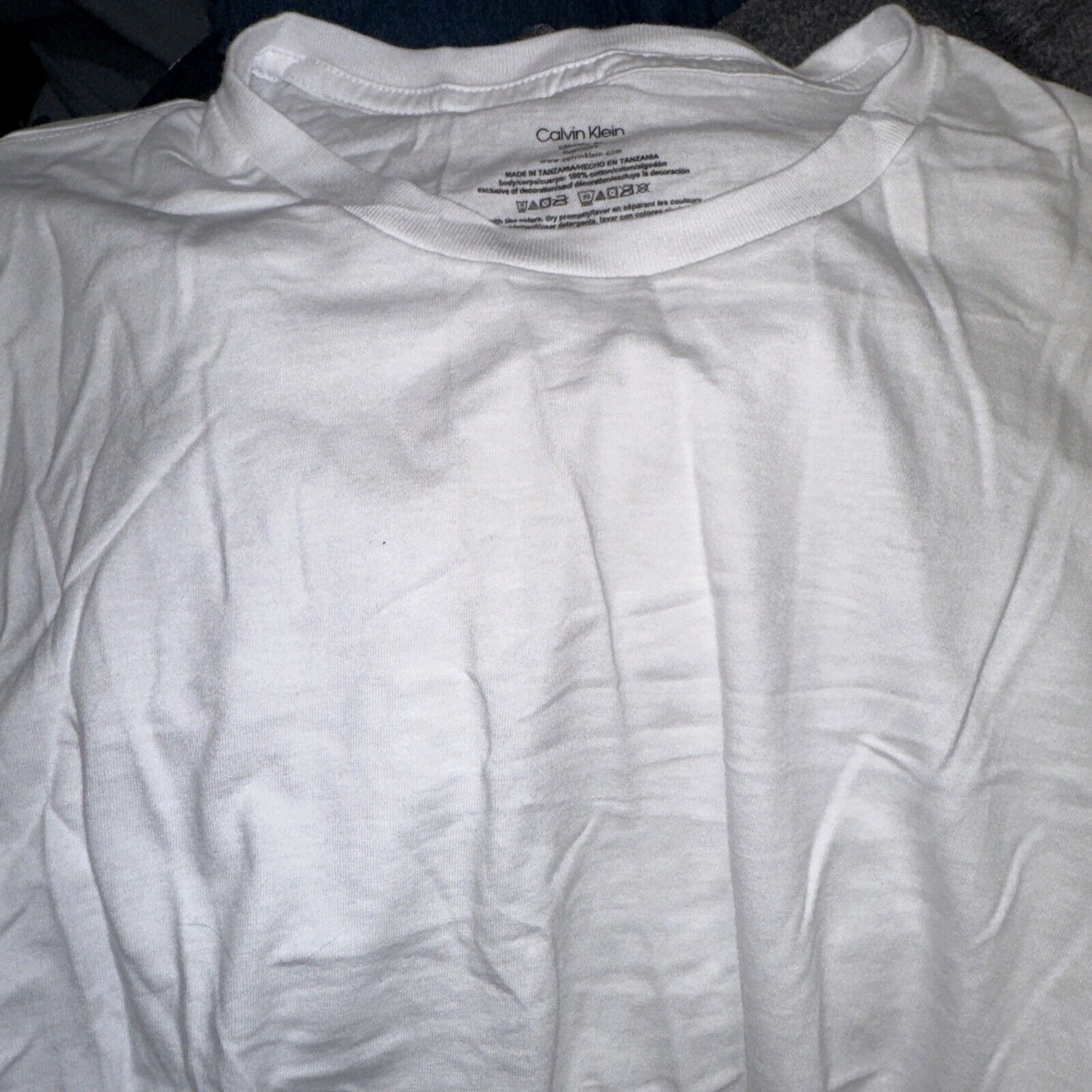 Men’s White Calvin Klein Small Classic Fit Undershirt