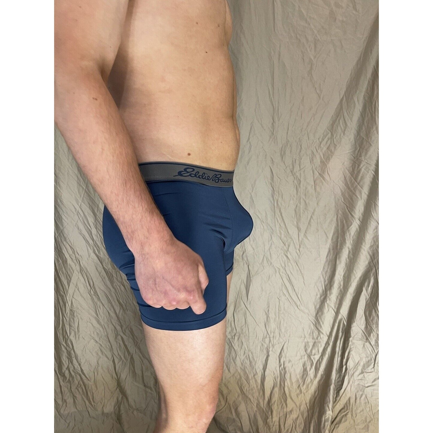 men's eddie bauer medium compression shorts 8% spandex Dark Blue