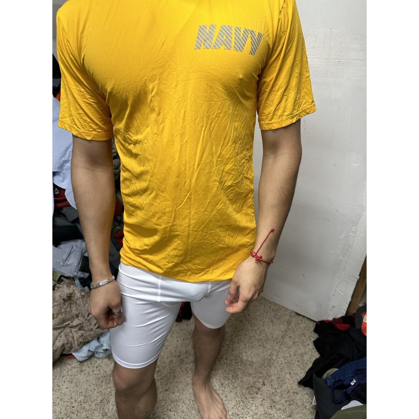 Men’s US Navy Yellow Physical Fitness pT Short sleeve Shirt Size Small Lycra