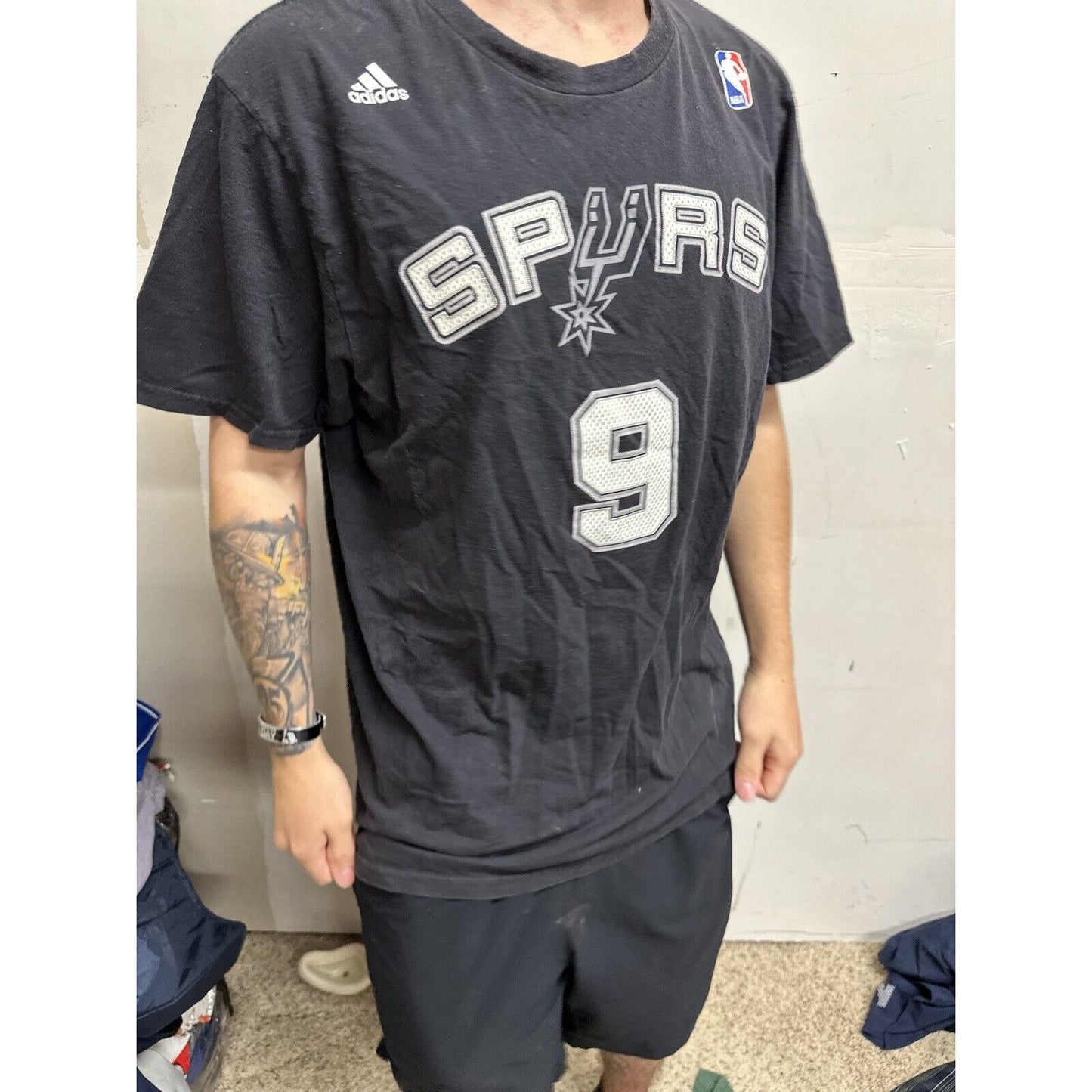 Men’s The Go To Tee Large Adidas Black NBA Spurs San Antonio 8 Shirt