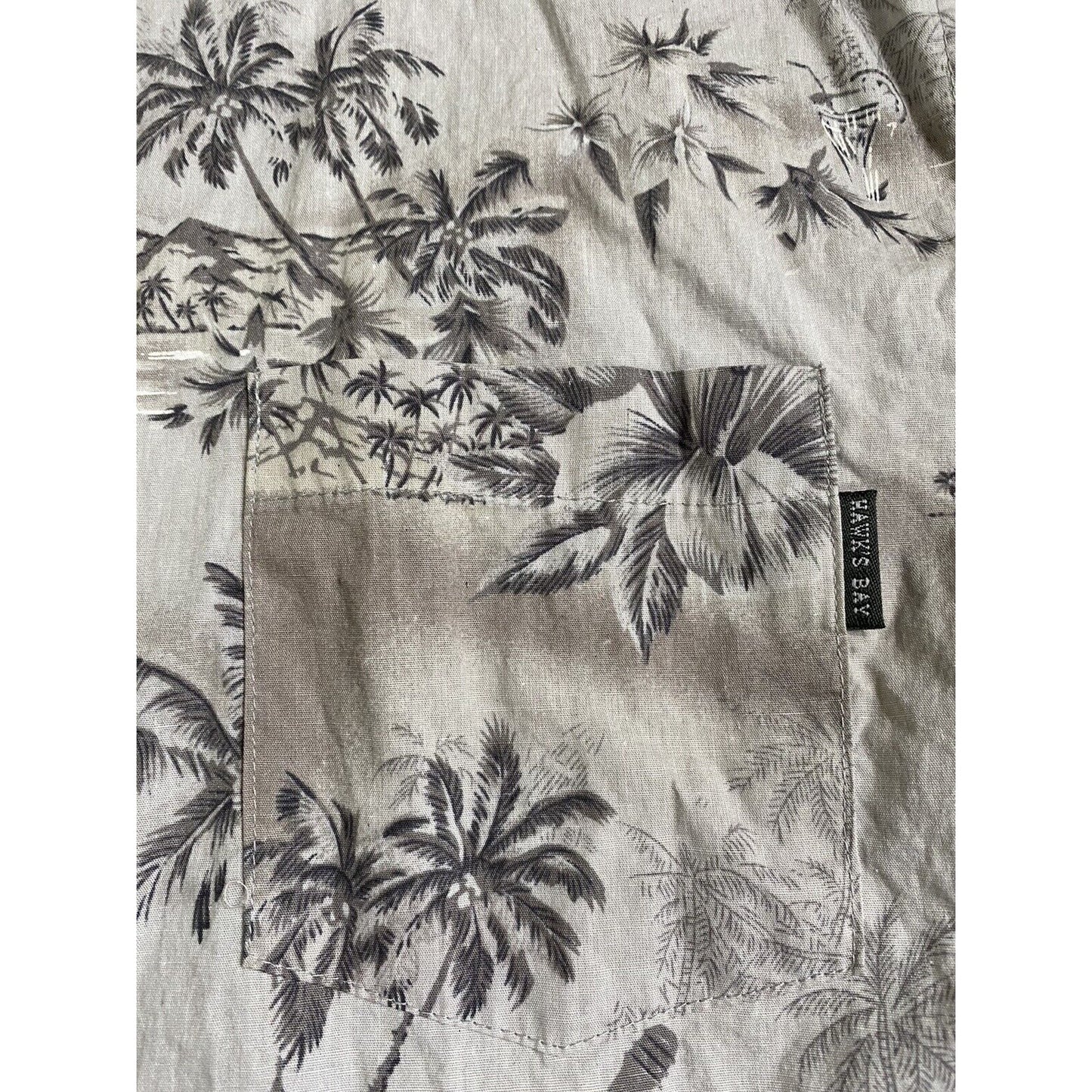 Hawk’s Bay USA XL Gray Tropical Island Prints Button-down Short Sleeves