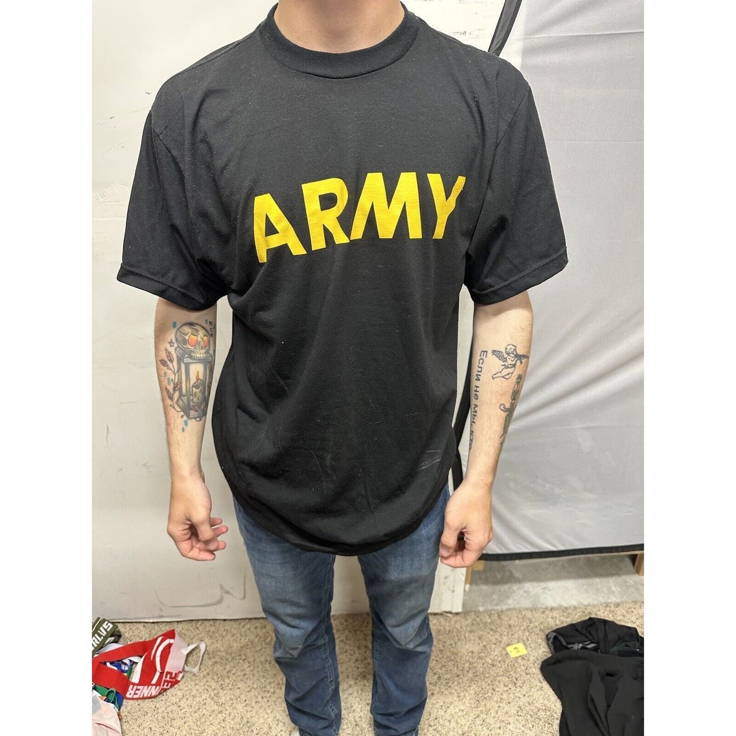 MEN'S Multiple Sizes SHIRT SHORT SLEEVE PHYSICAL T-SHIRT APFU FITNESS US ARMY BLACK/GOLD PT